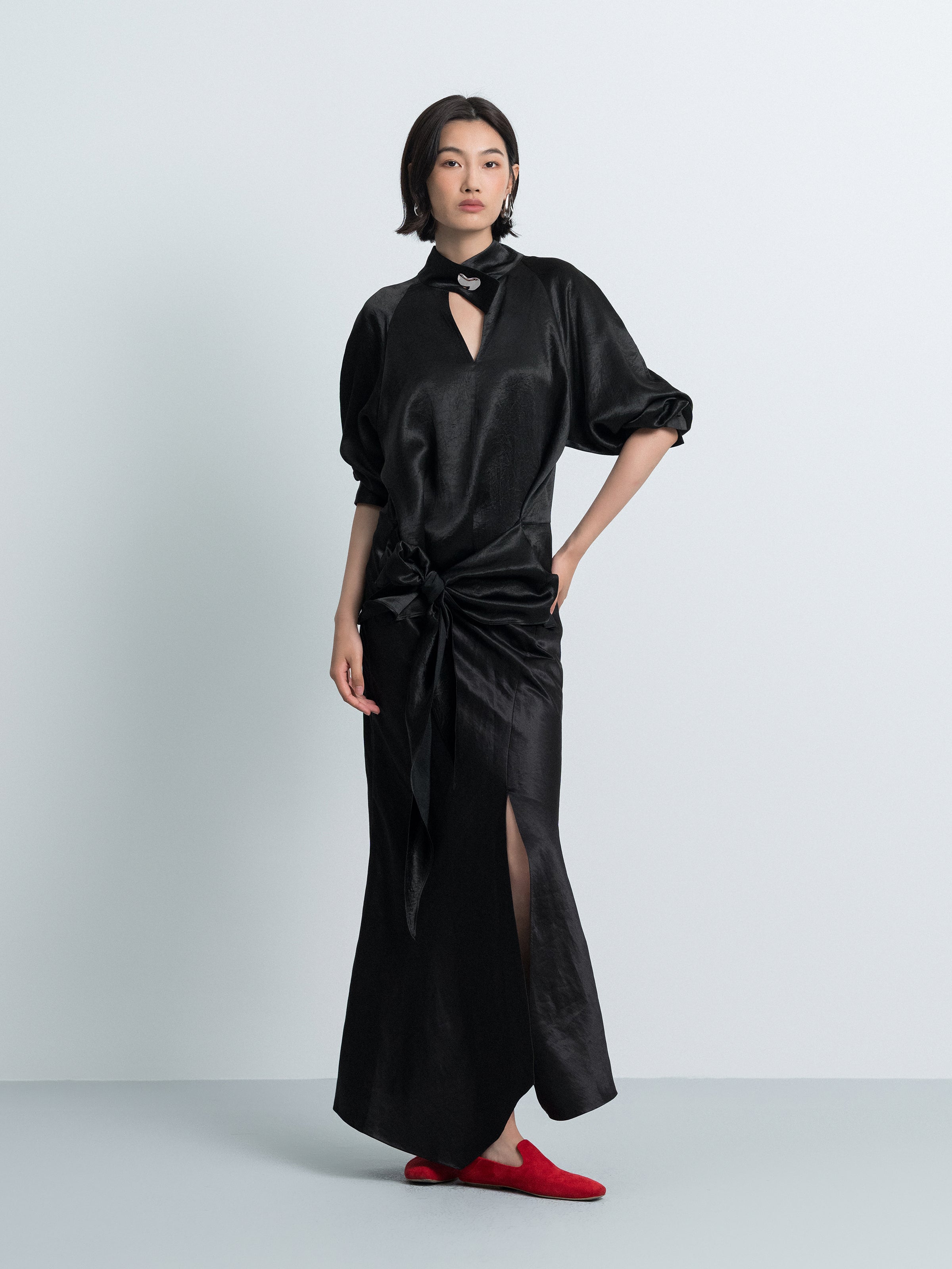 Layered Fitted Waist Turtleneck Top