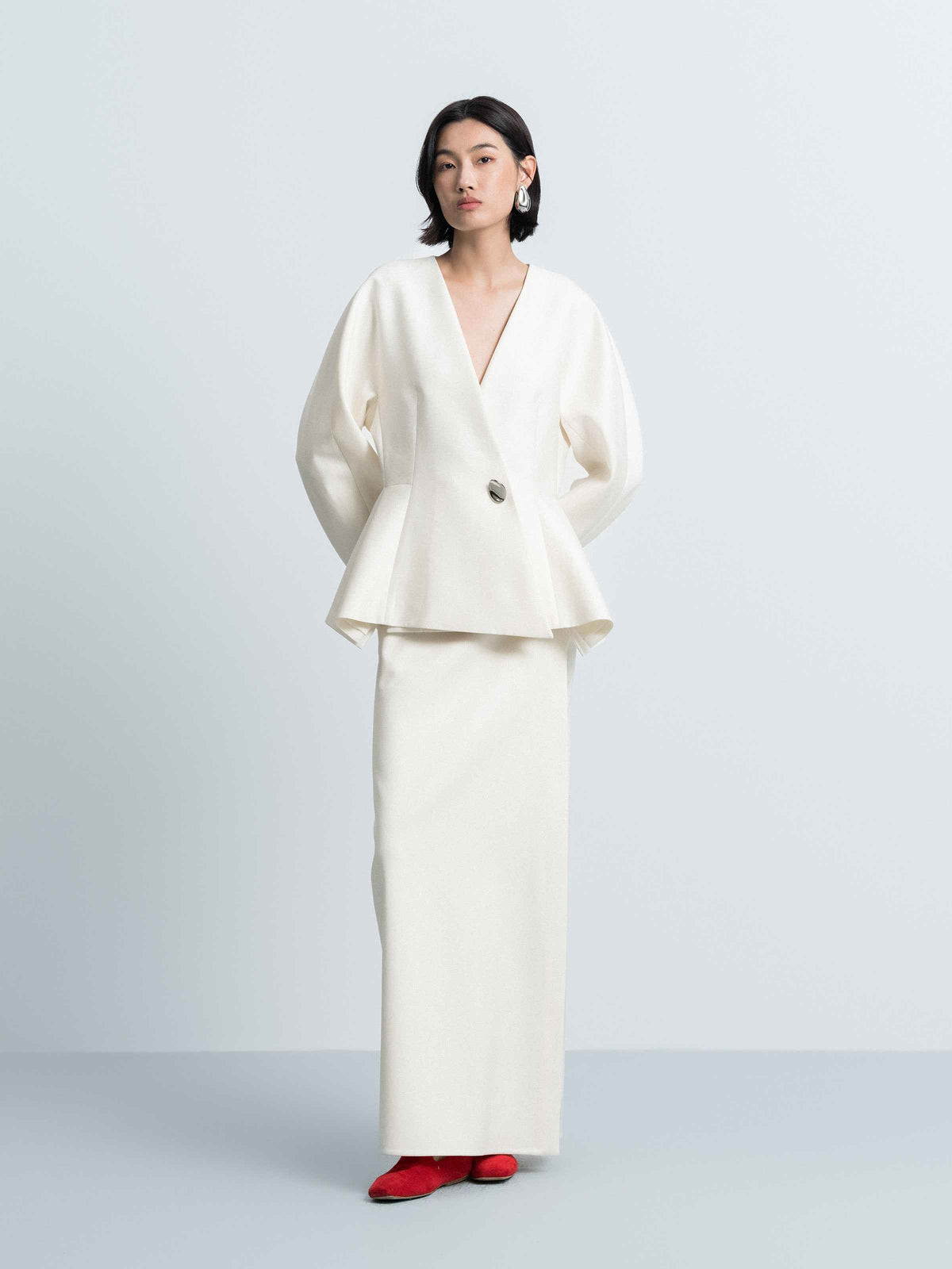 Structured Fitted‑Waist Blazer