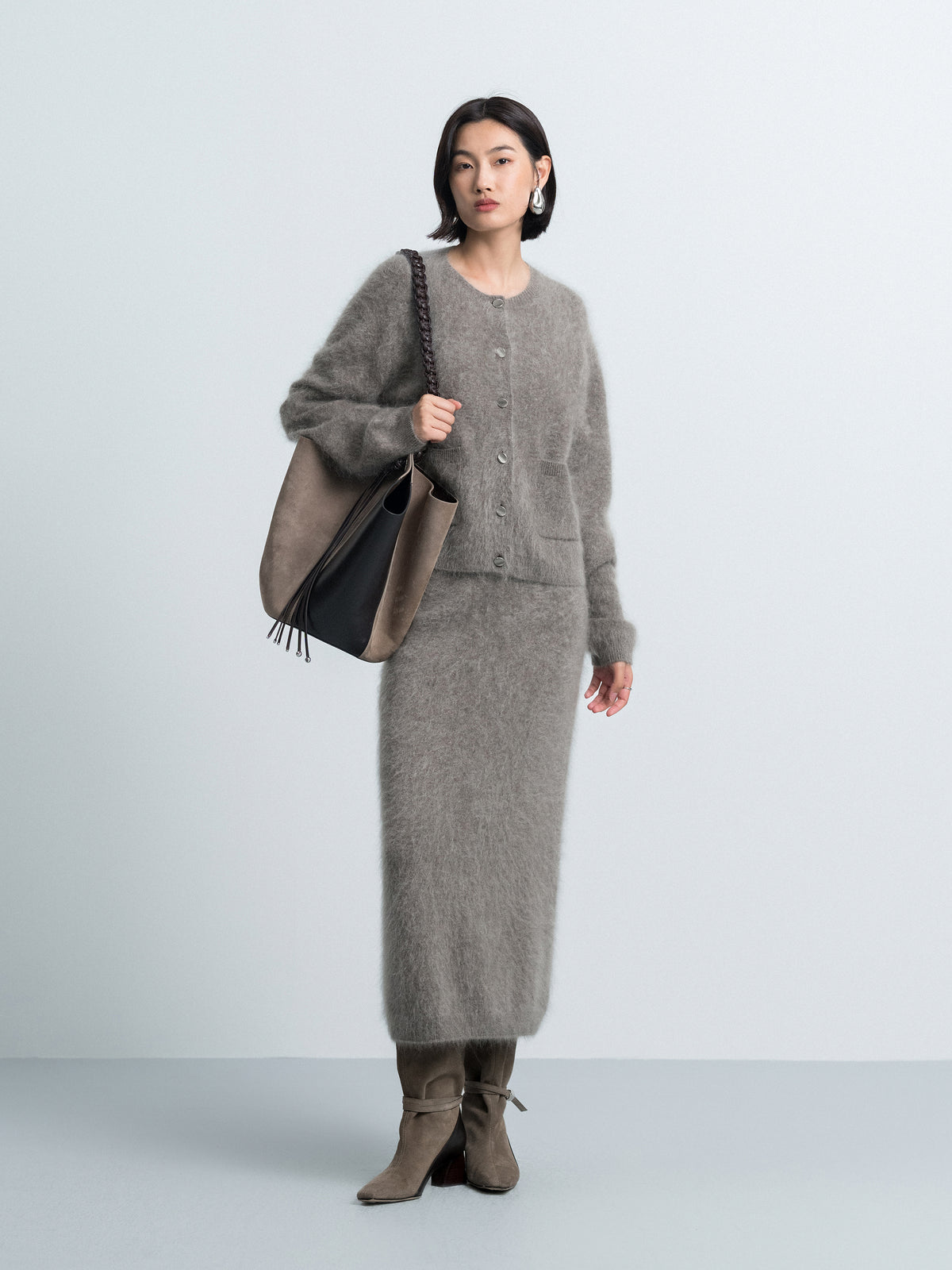 Round Neck Brushed Knit Cardigan