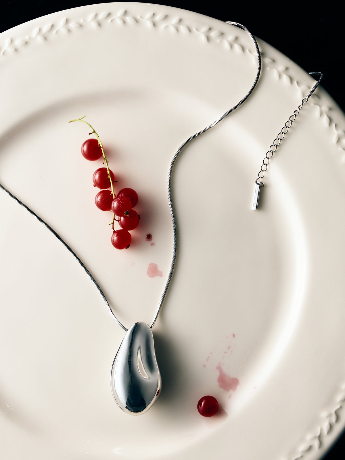 Teardrop‑Pendant Necklace