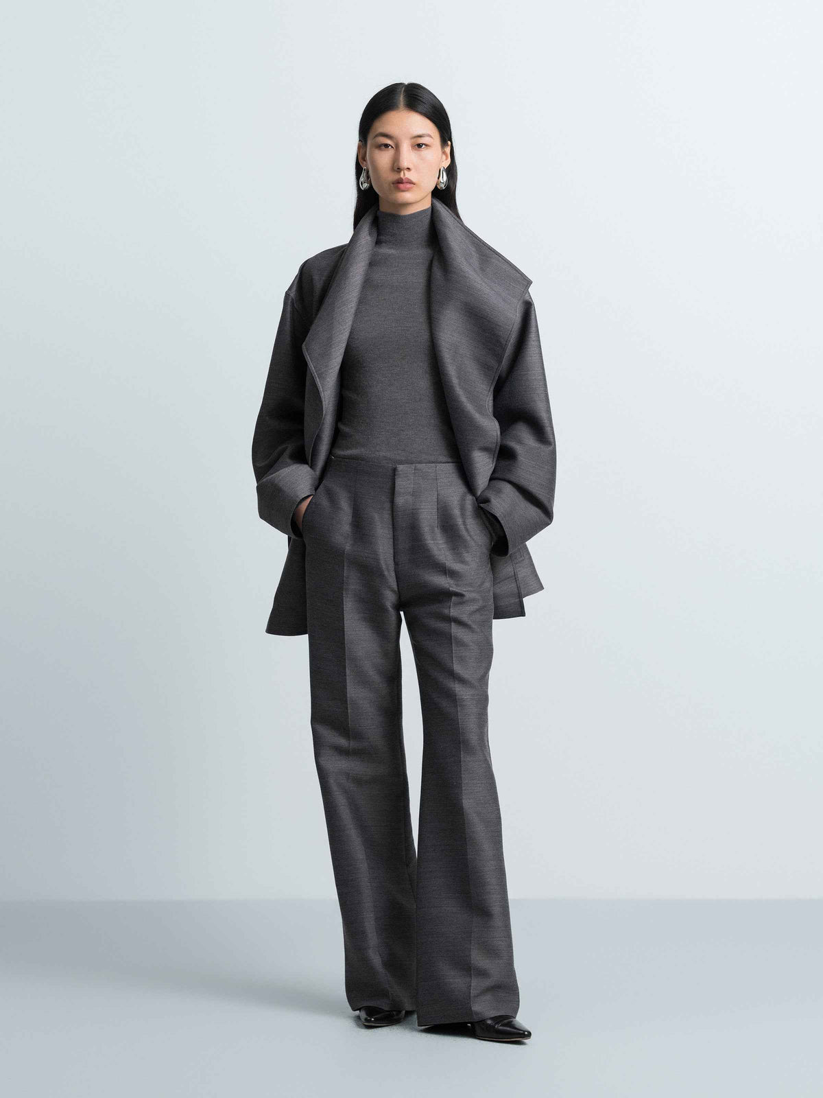 Continuous‑Waist Straight‑Leg Trousers