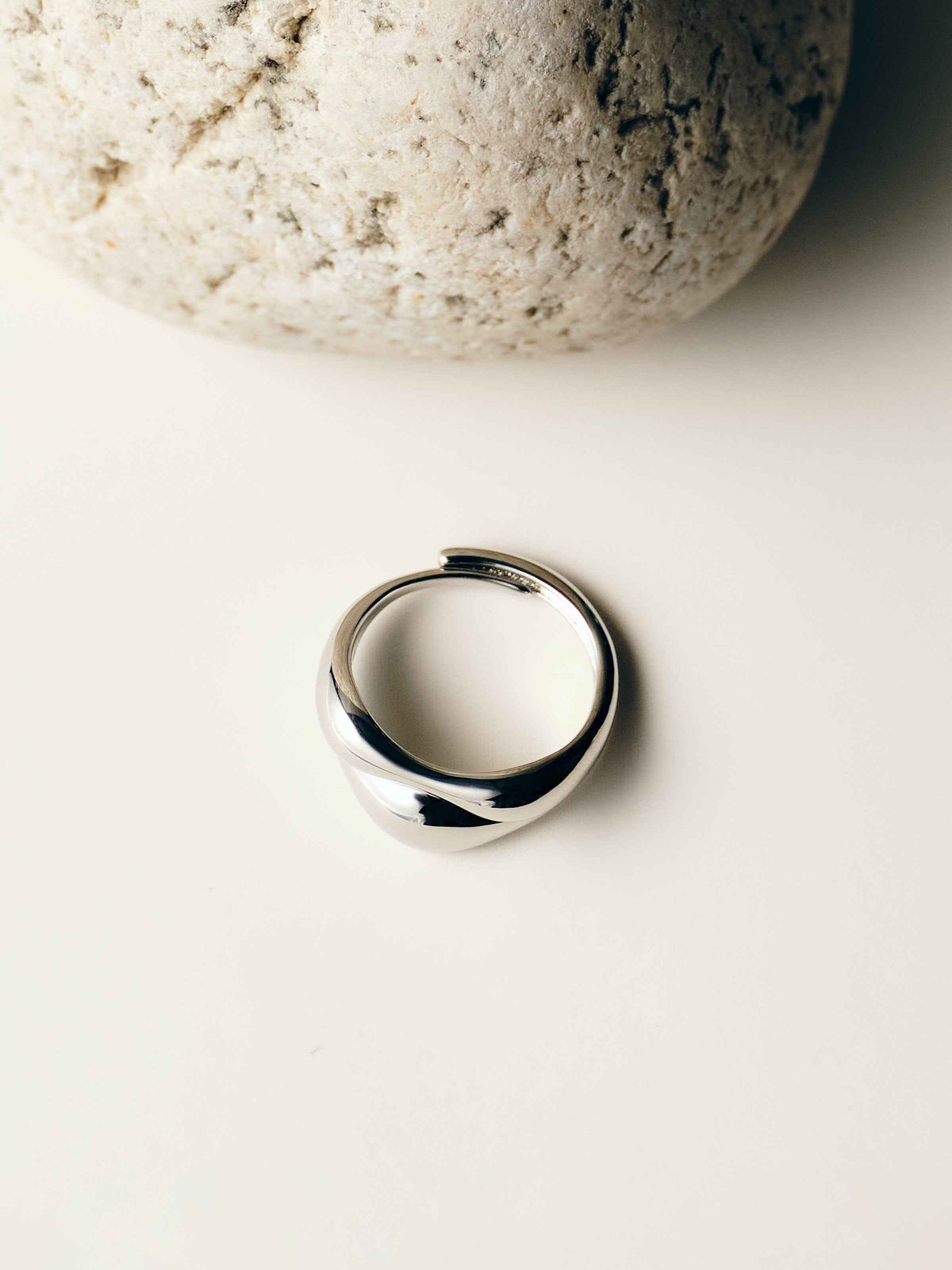 Organic‑Shape Ring