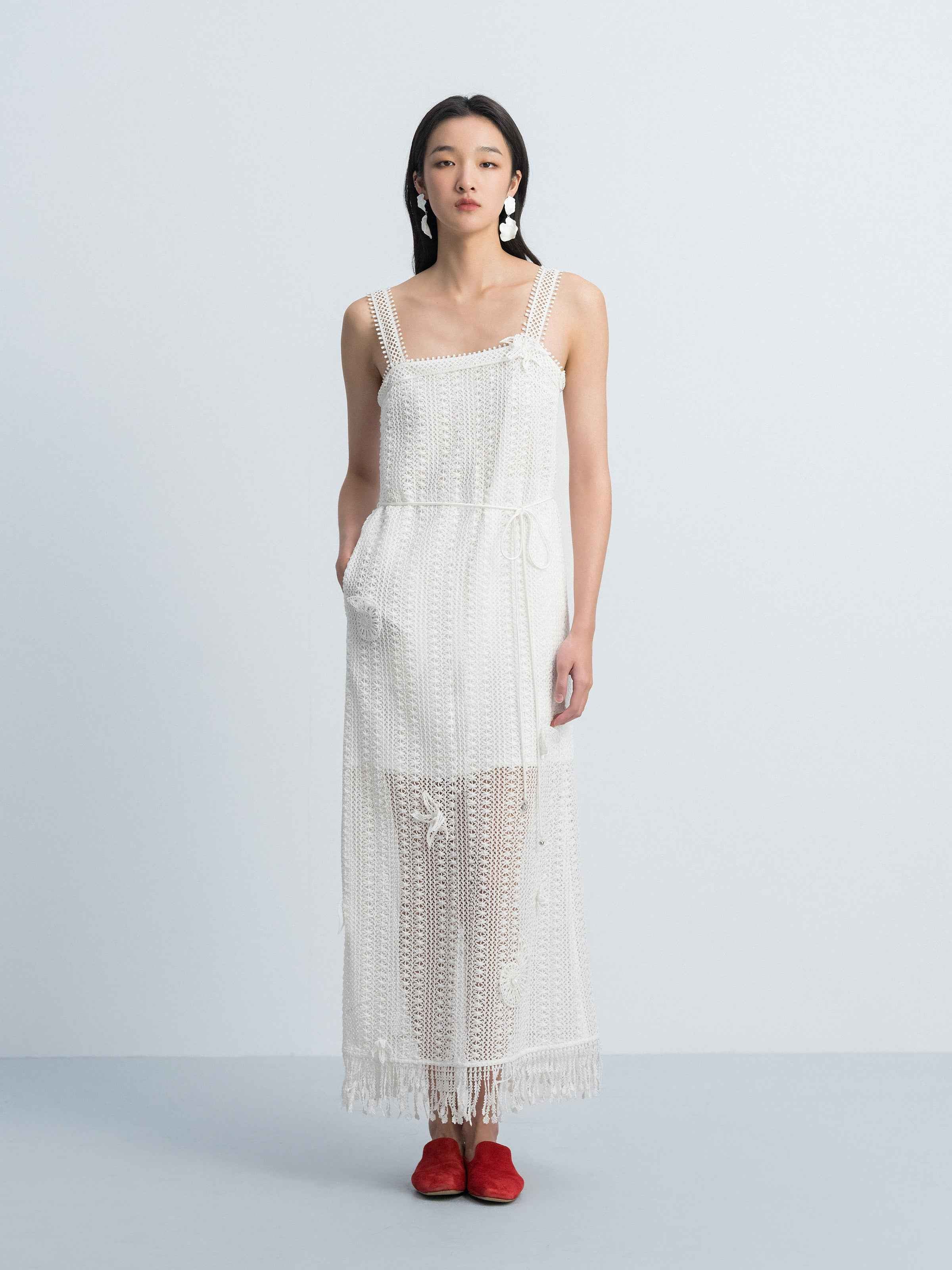Off White Sleeveless Dress