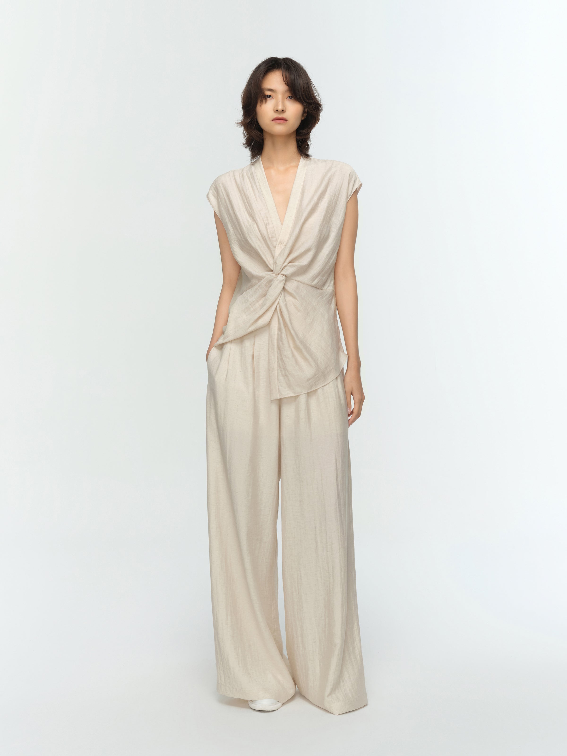 Cream White Linen V-Neck Knot Chest Asymmetric Top