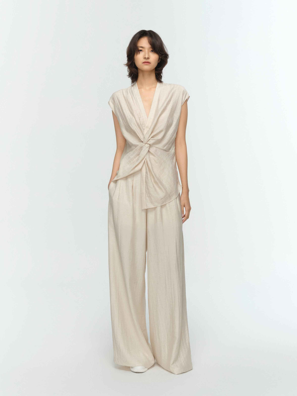 Cream White Linen V-Neck Knot Chest Asymmetric Top