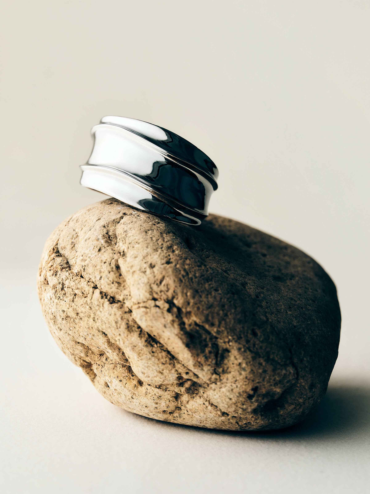 Asymmetrical Streamline‑Cuff Bracelet