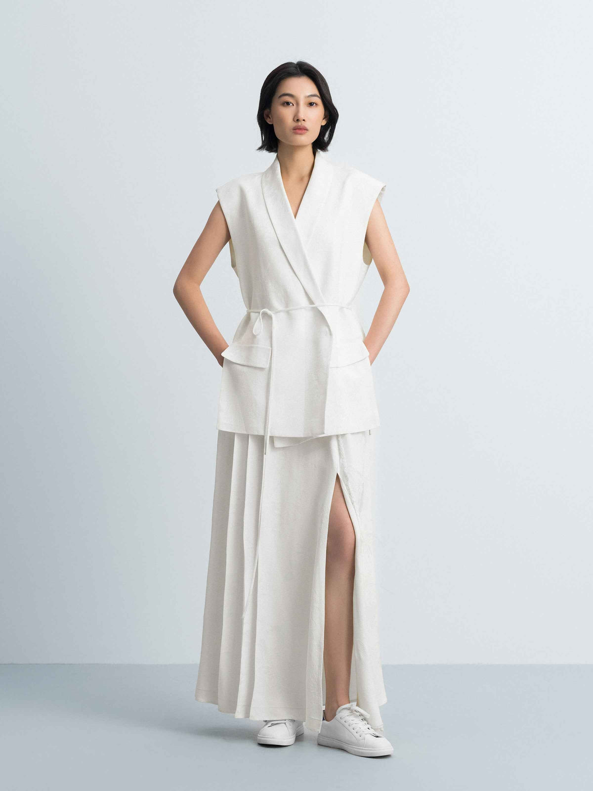 Cream White Rayon Jacquard Shawl Collar Self-Tie Vest