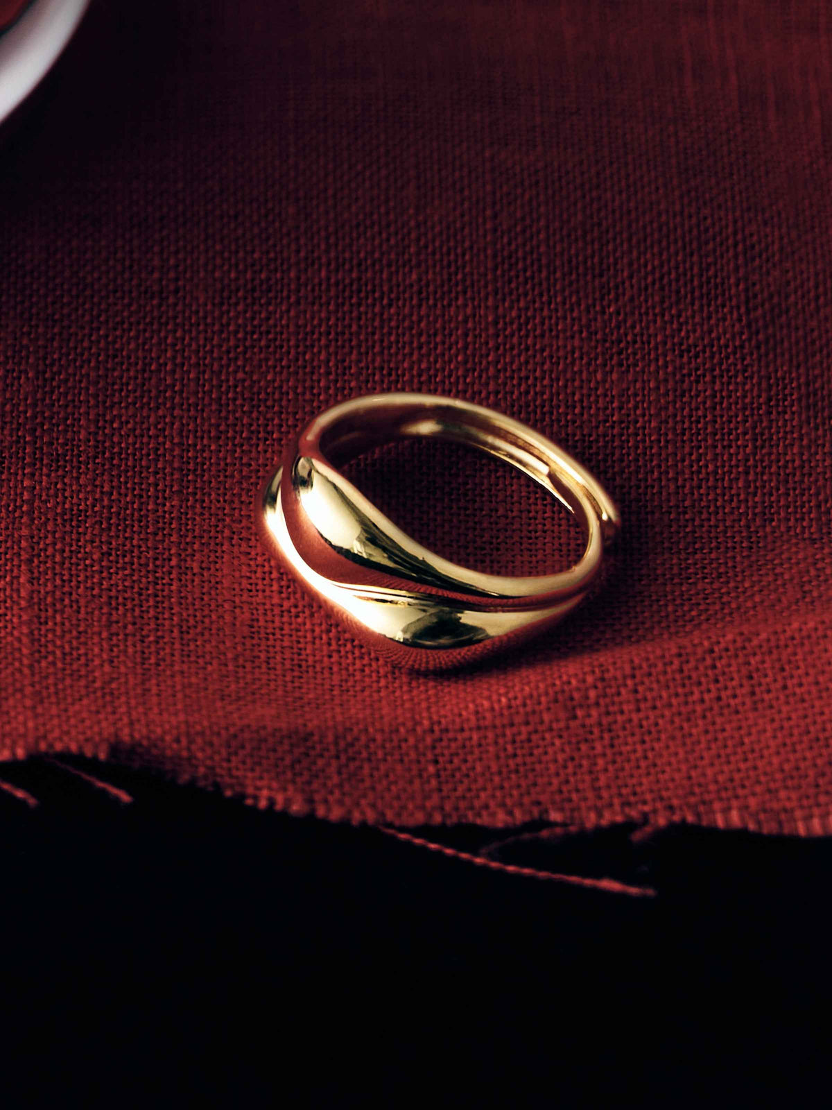 Organic‑Shape Ring