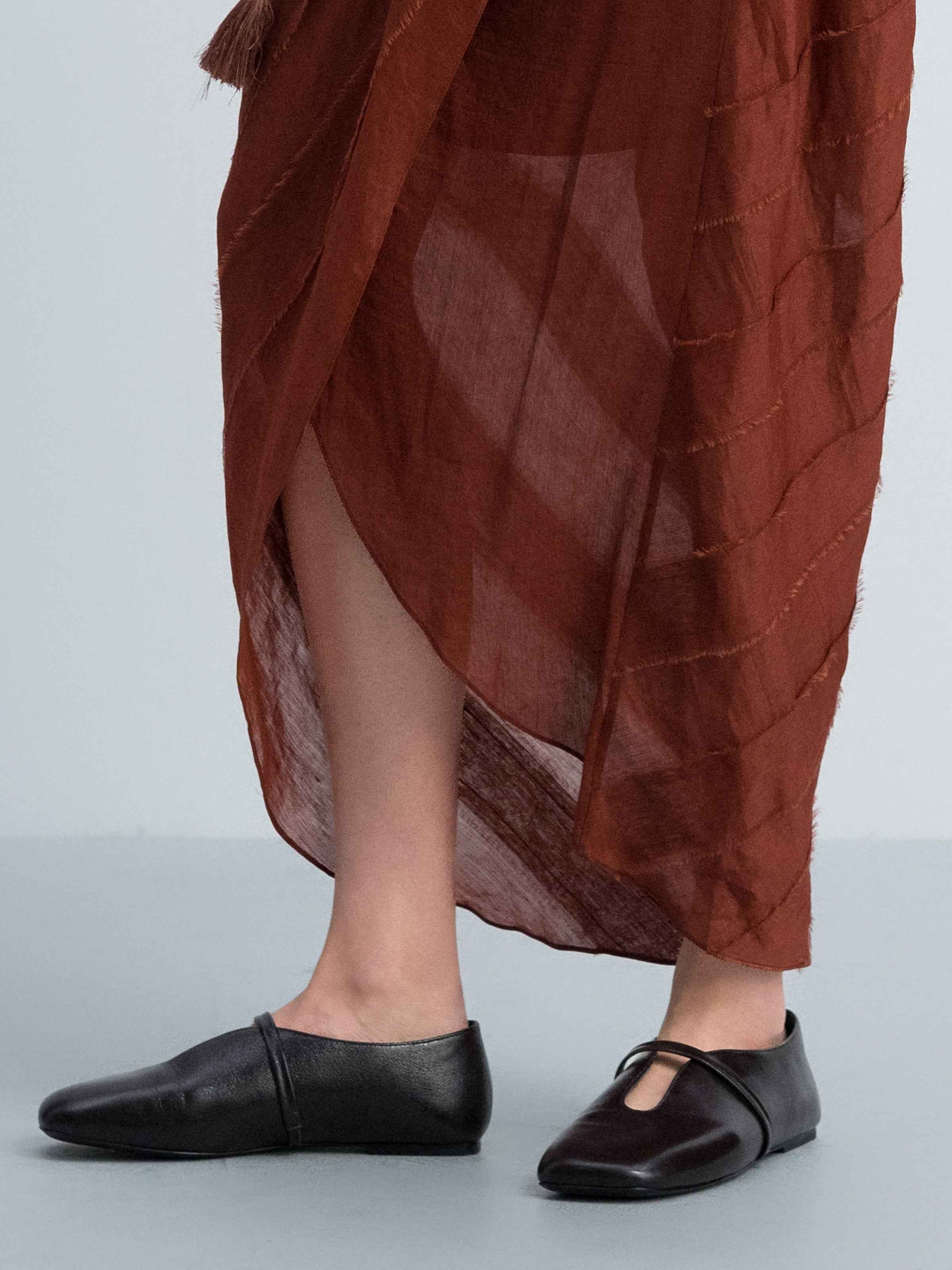 Magenta Cowhide Laser Perforation Square Toe Flat Shoes