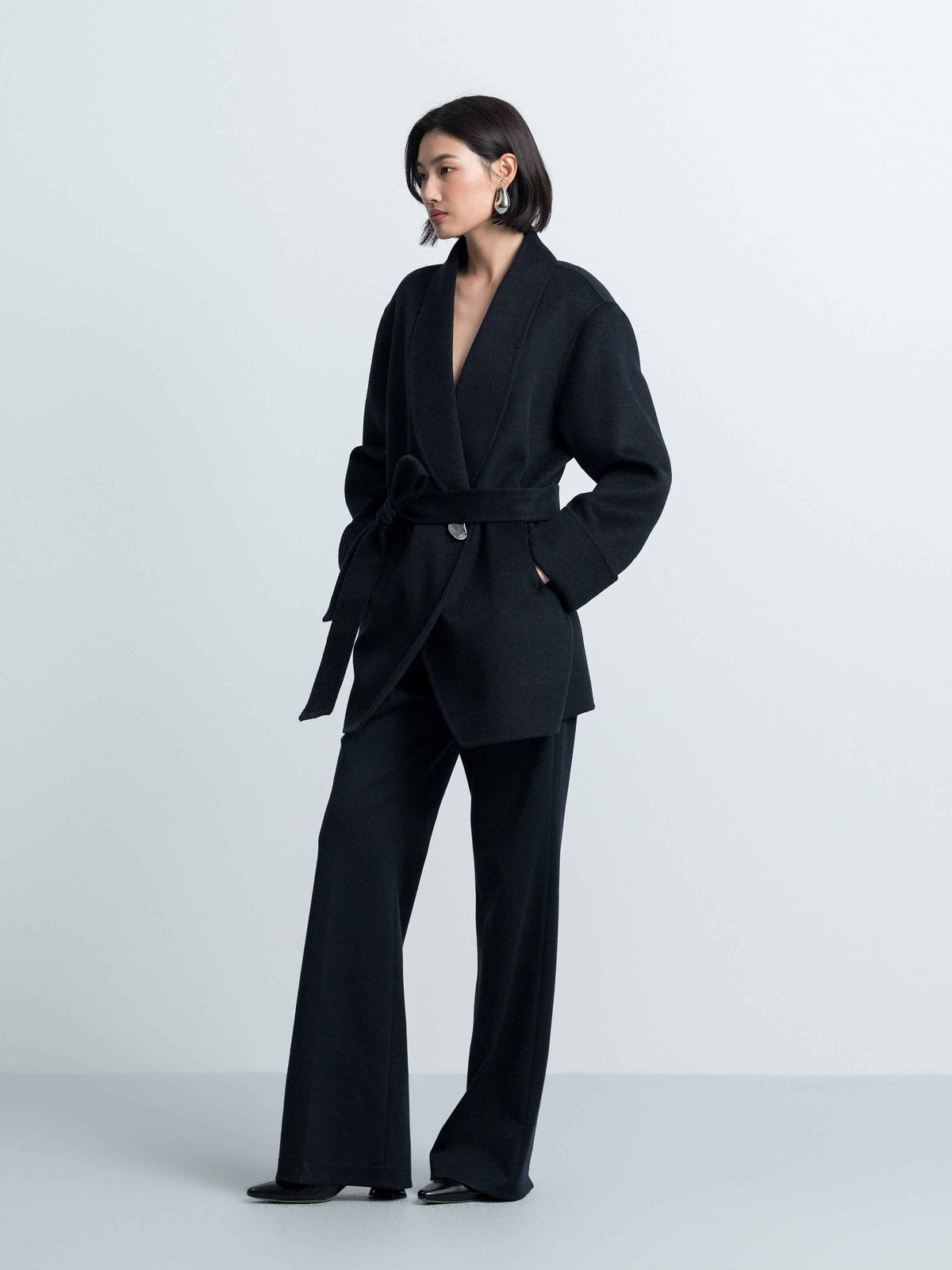 Shawl‑Collar Mid‑Length Overcoat