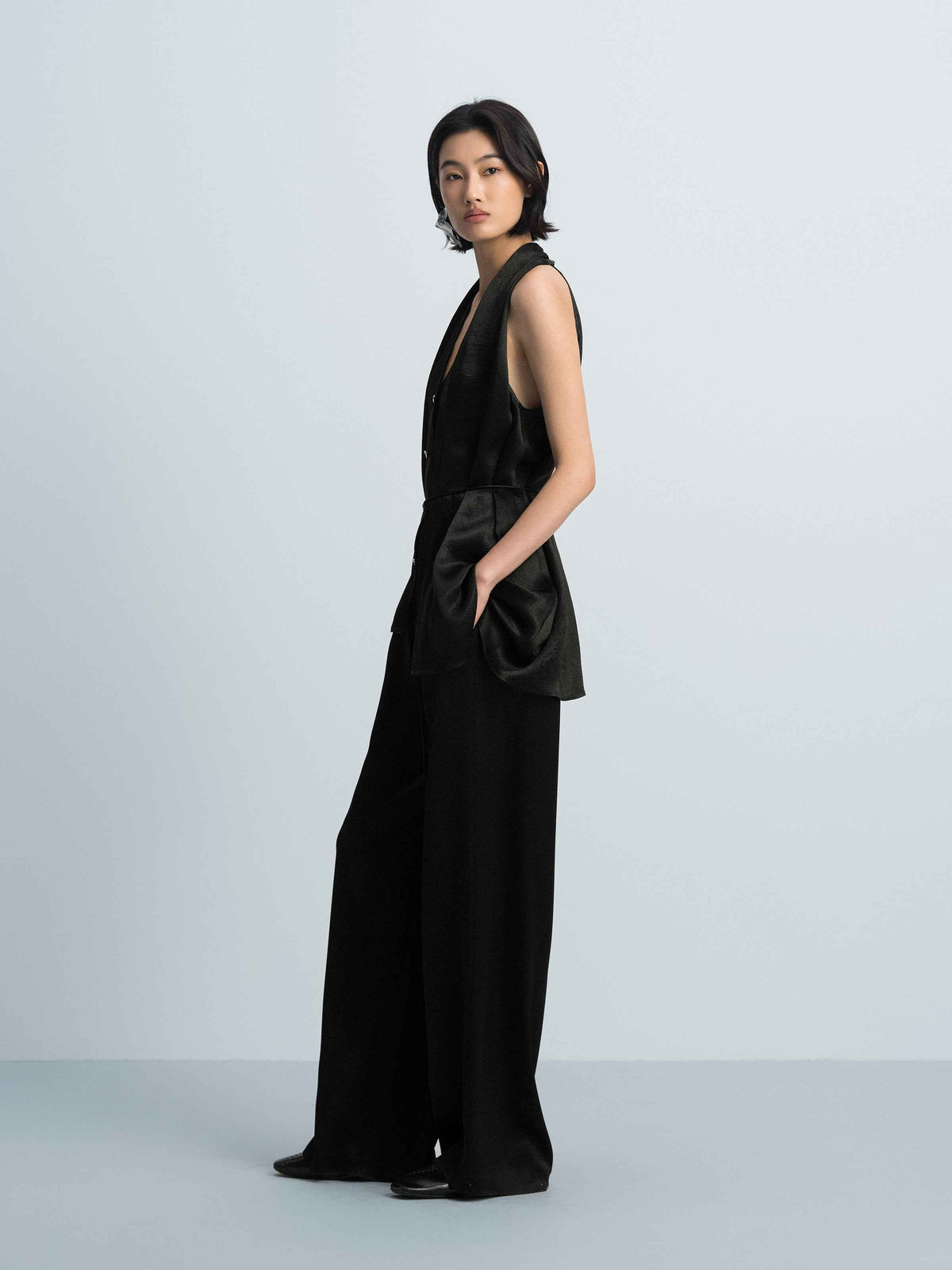 Black Acetate Satin Halter V-Neck Belt Waist Sleeveless Top