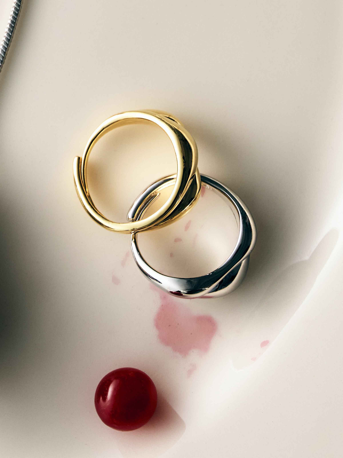 Organic‑Shape Ring