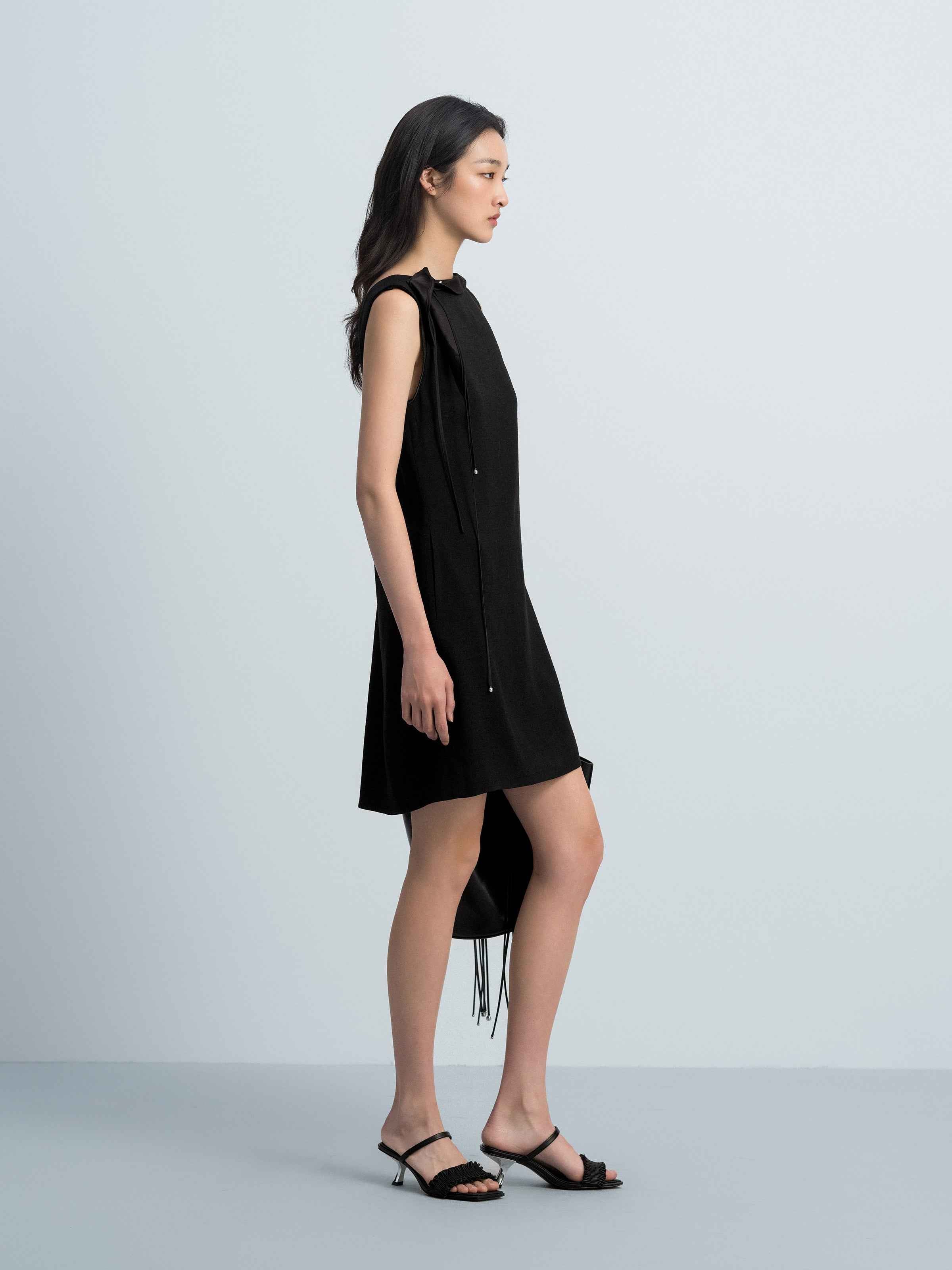 Black Diacetate Linen Weave Back V Knot Sleeveless Dress