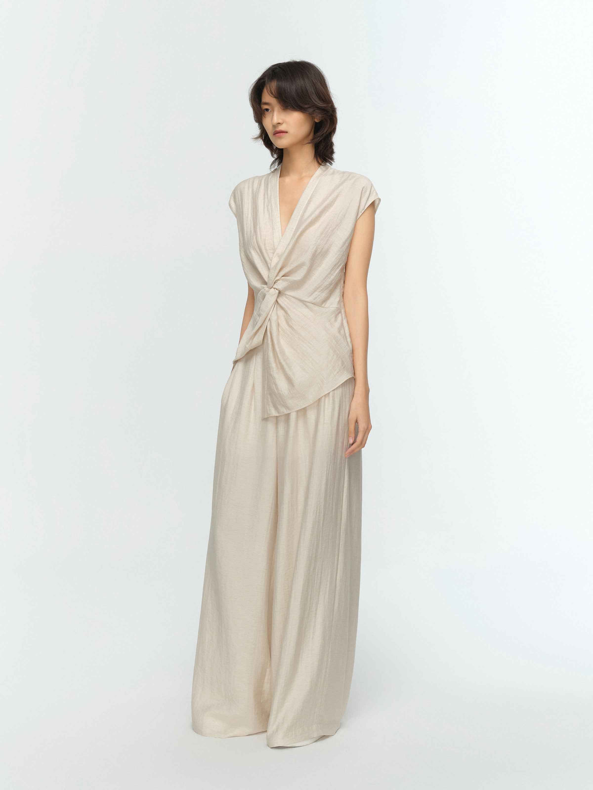 Cream White Linen V-Neck Knot Chest Asymmetric Top