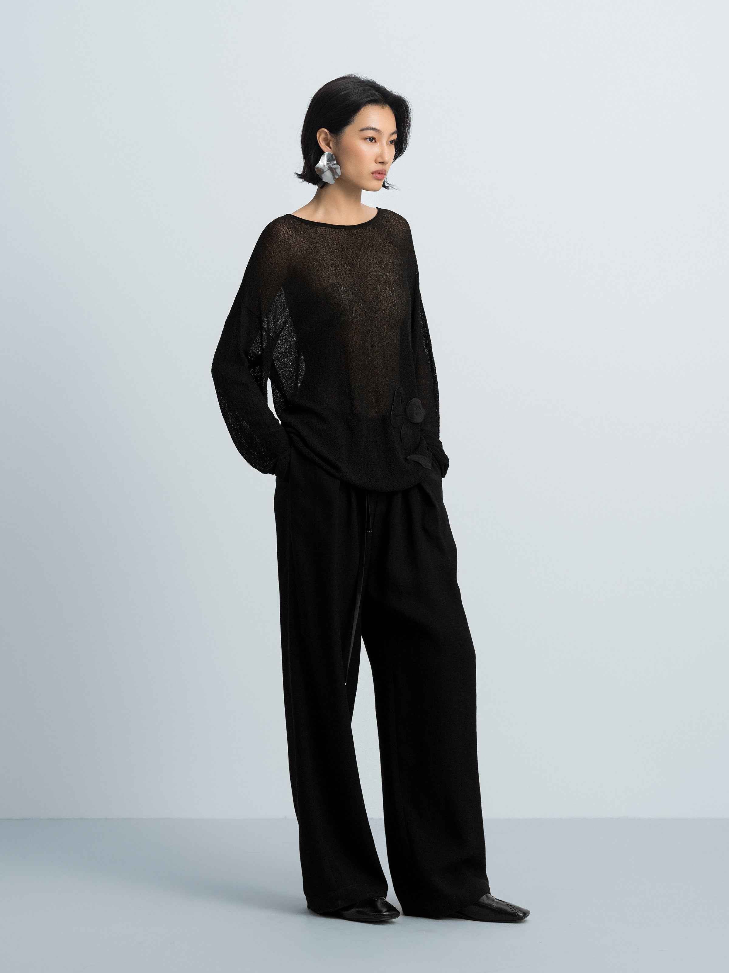 Black Italian Viscose Boat Neck Floral Knit Pullover