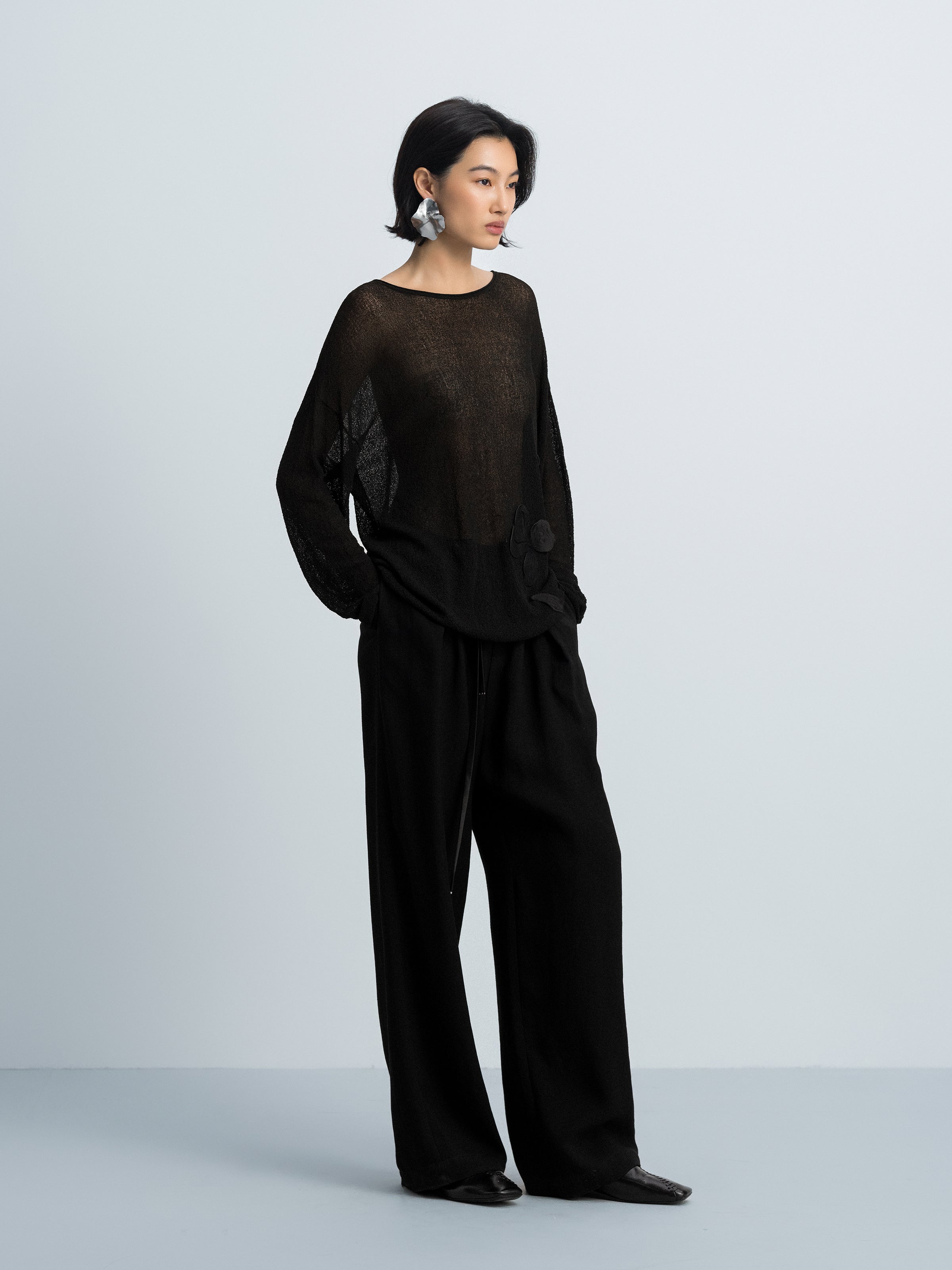 Black Italian Viscose Boat Neck Floral Knit Pullover