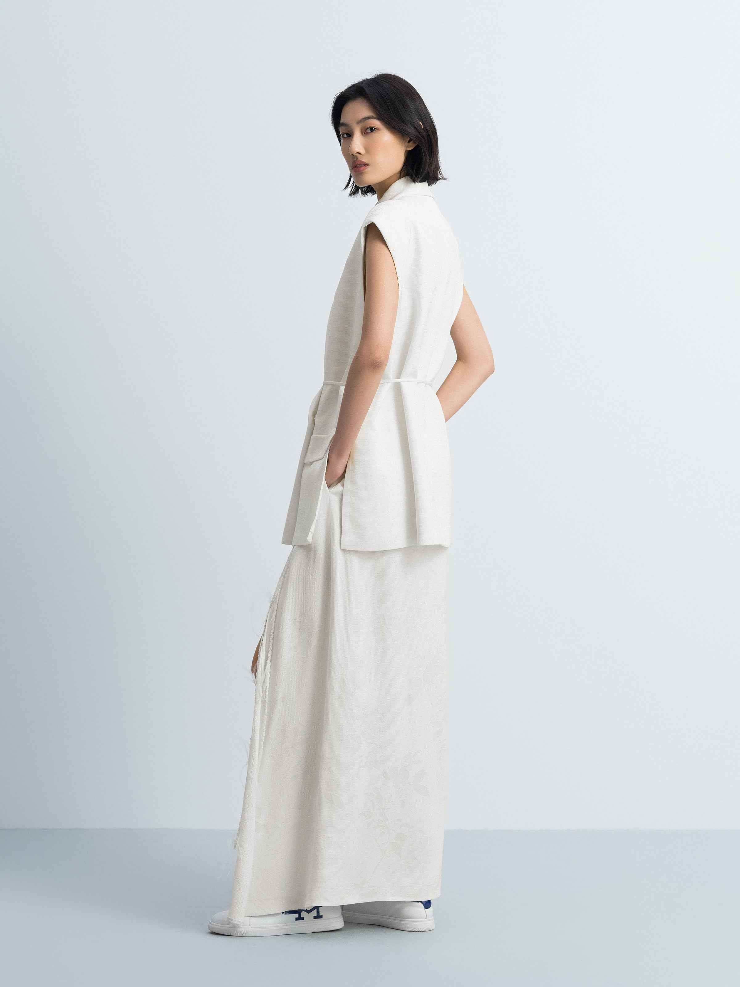 Cream White Rayon Jacquard Shawl Collar Self-Tie Vest
