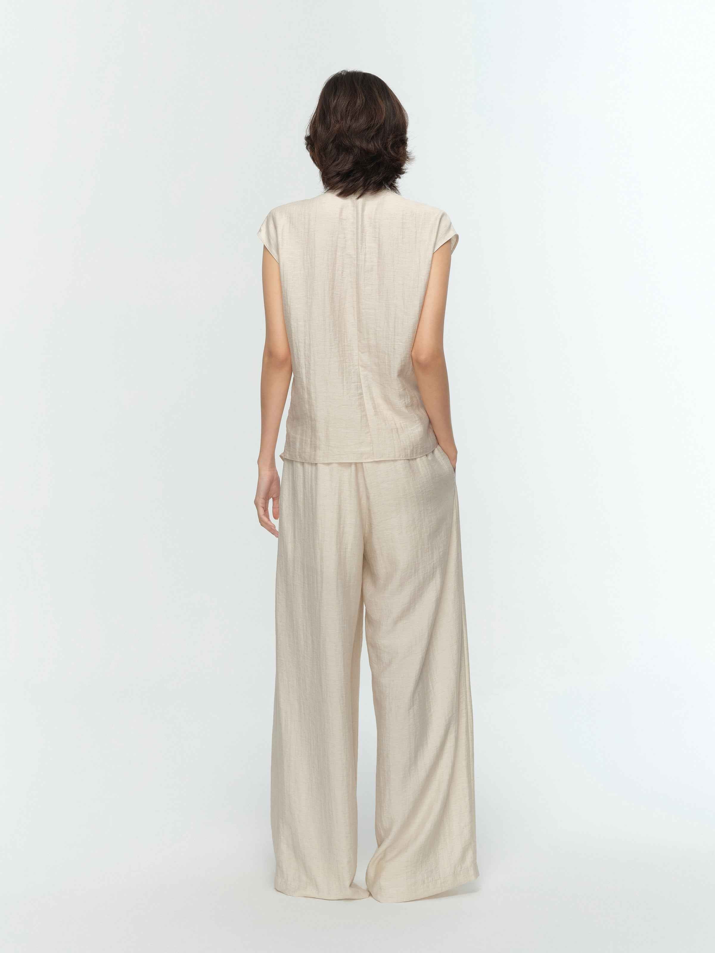Cream White Linen V-Neck Knot Chest Asymmetric Top