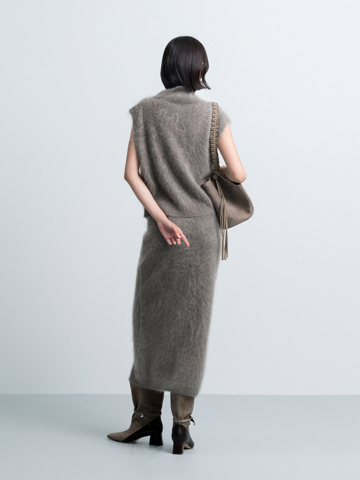 Collared Brushed Knit Waistcoat