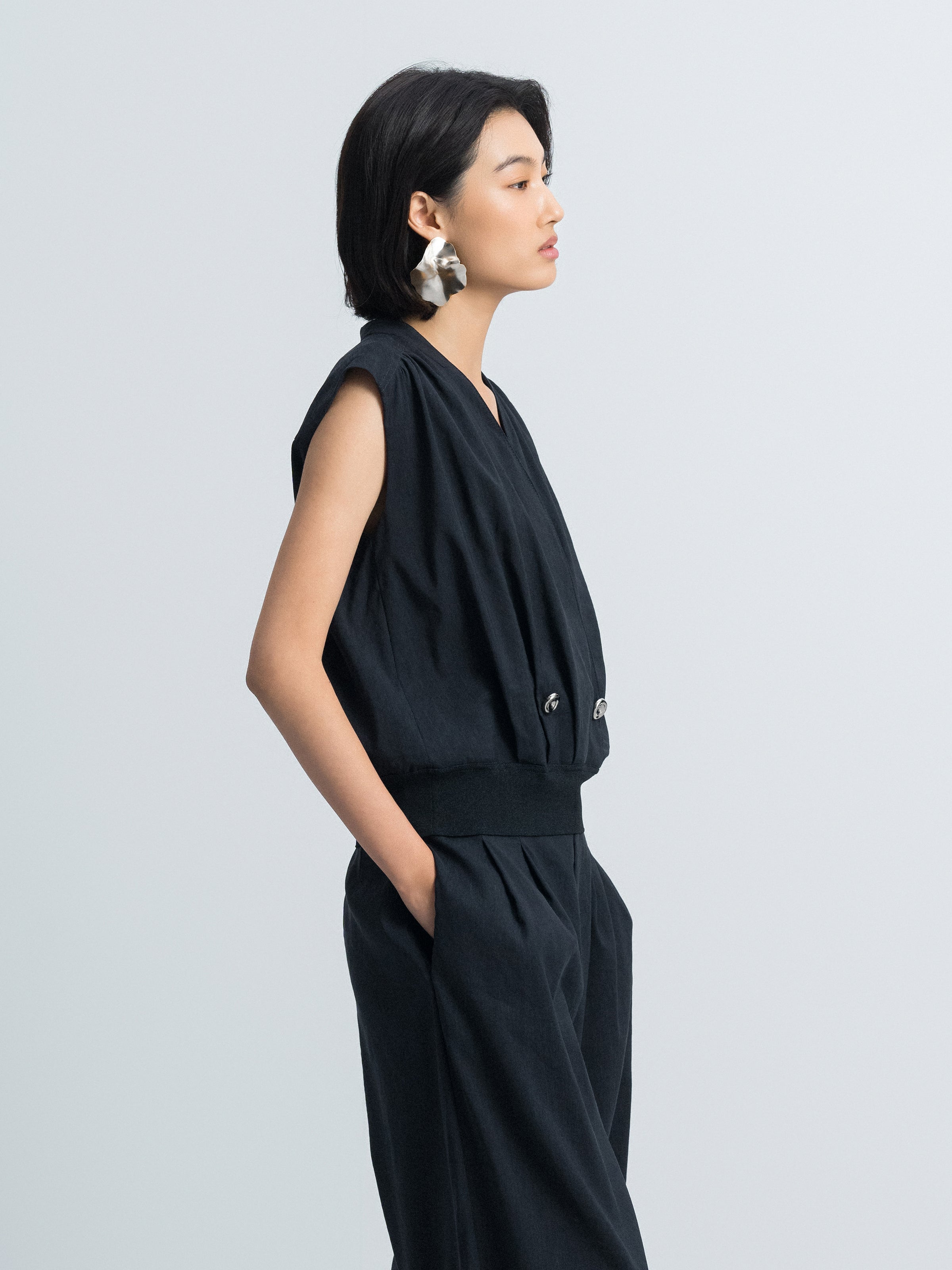 Navy Blue Linen Blend Cropped V-Neck Ribbed Sleeveless Top