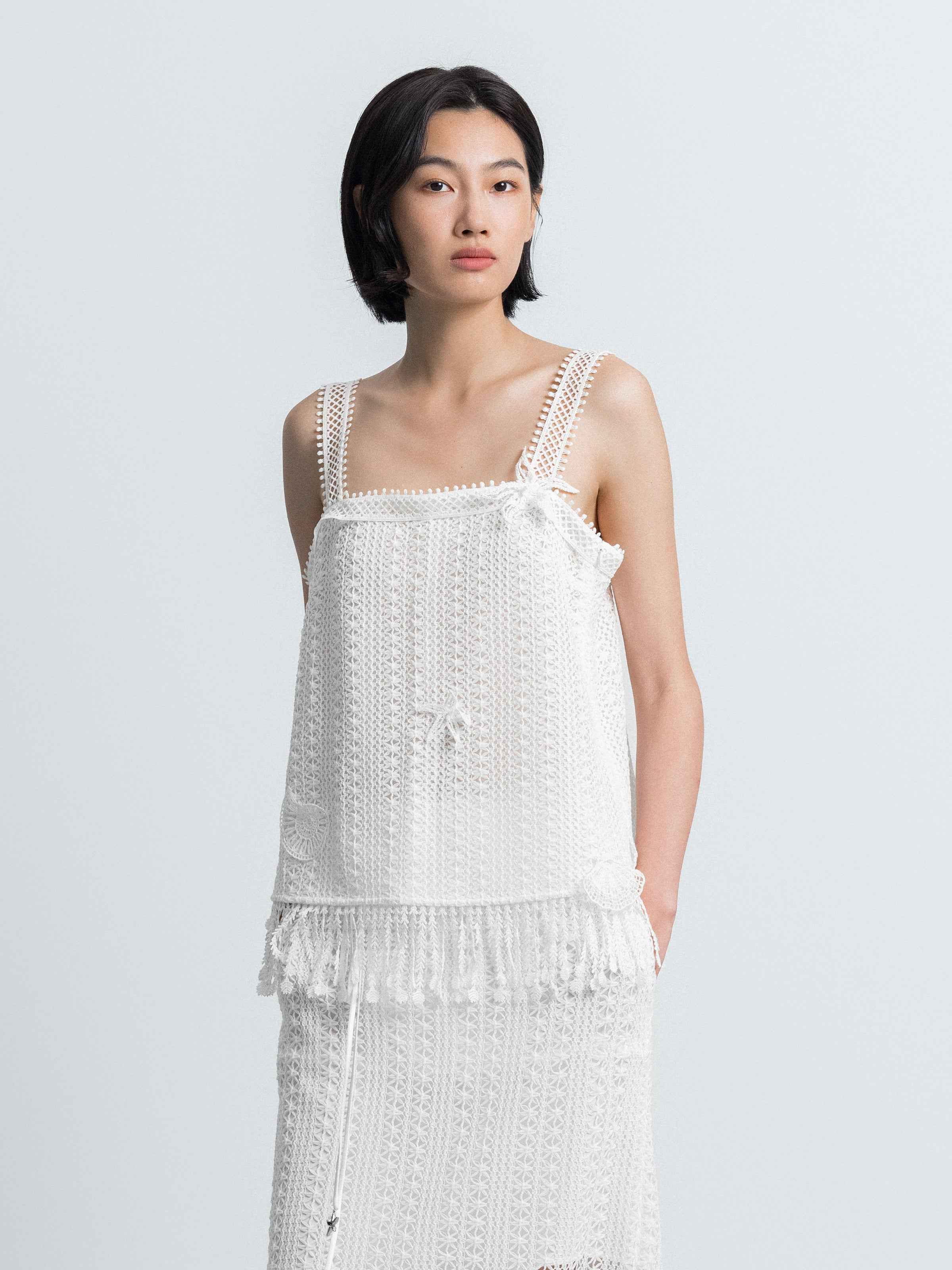 Off White Sleeveless Top