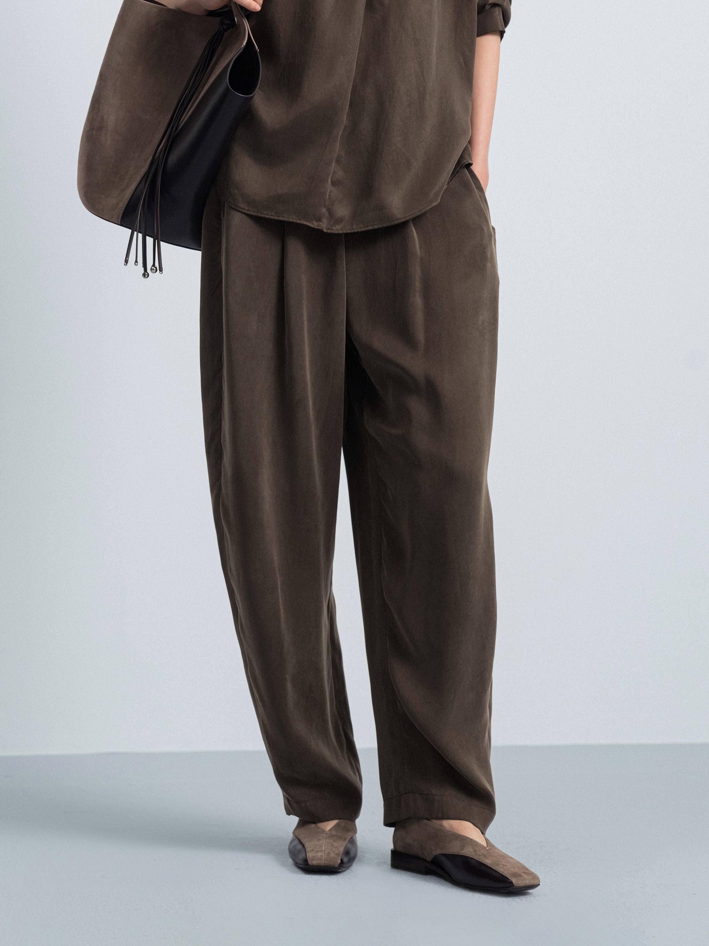 Tapered Trousers