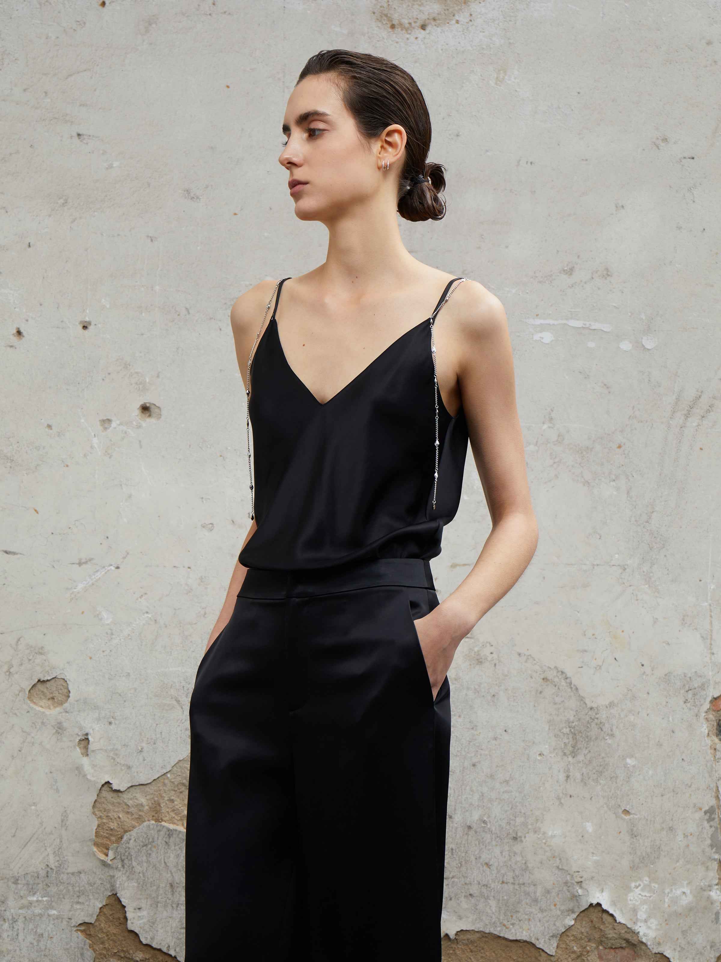 Black Triacetate Breathable Minimalist Sleeveless Tank Top