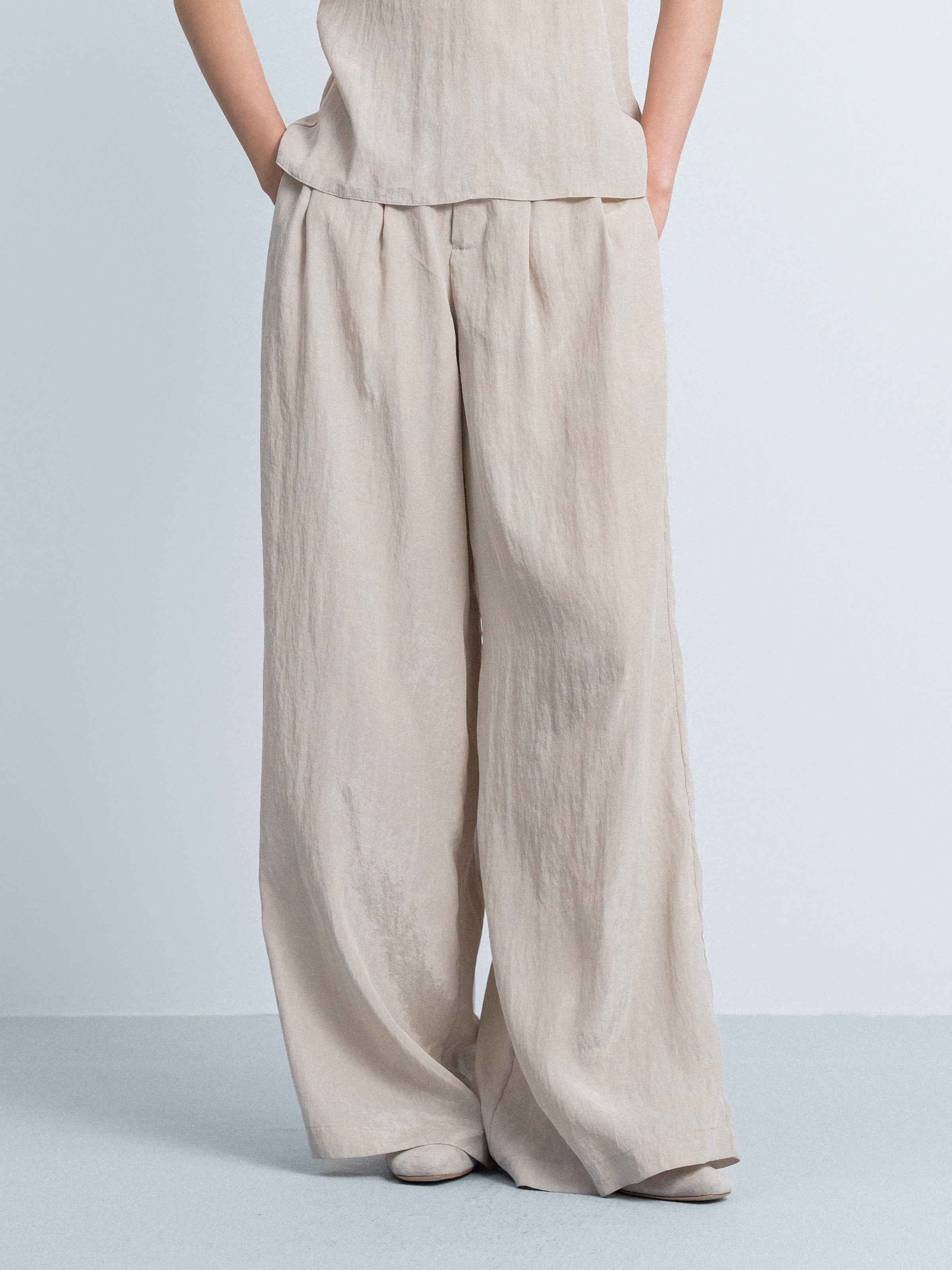 Double Pleat Wide Leg Pants