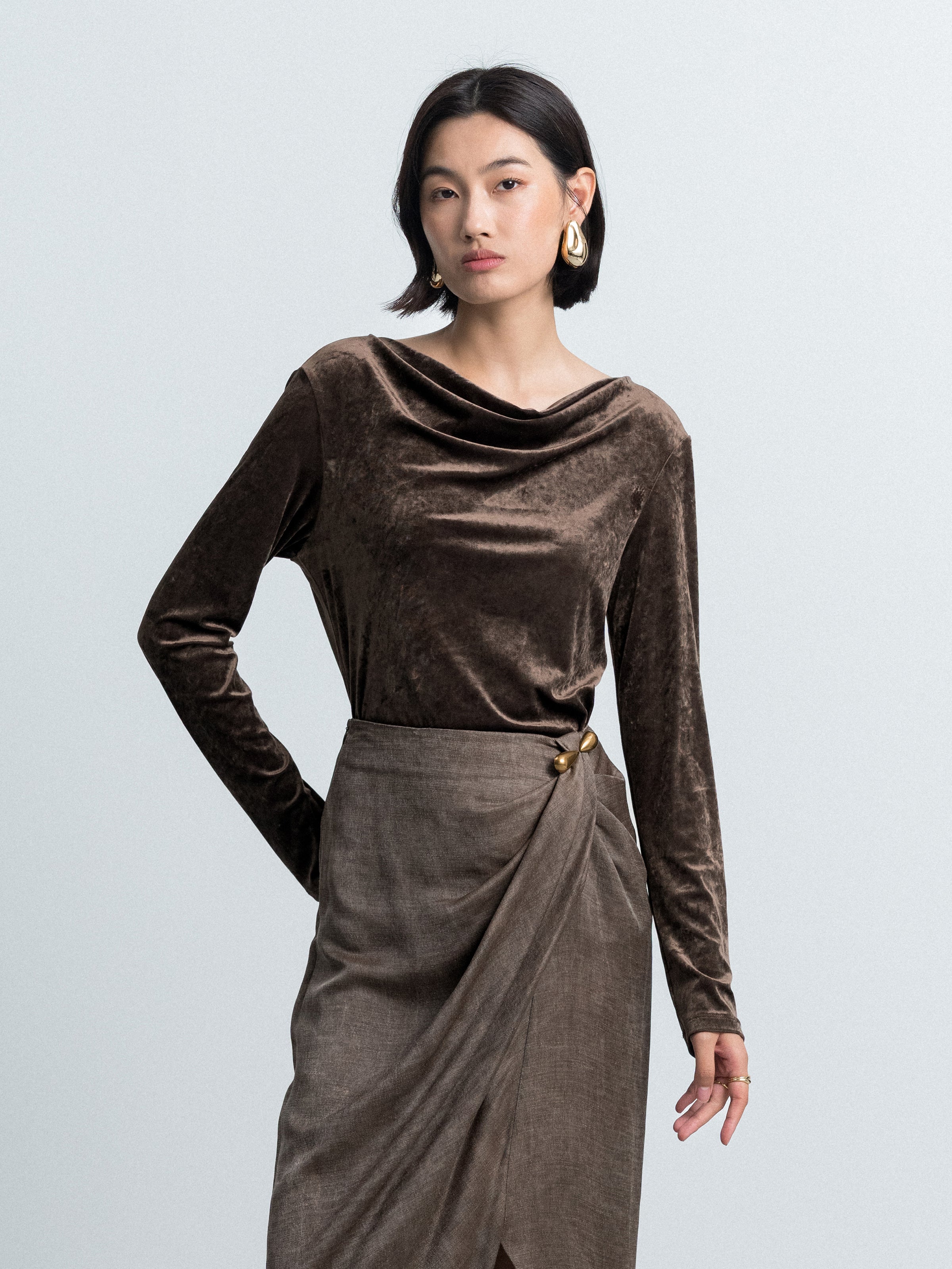 Off‑the‑shoulder Velvet Top