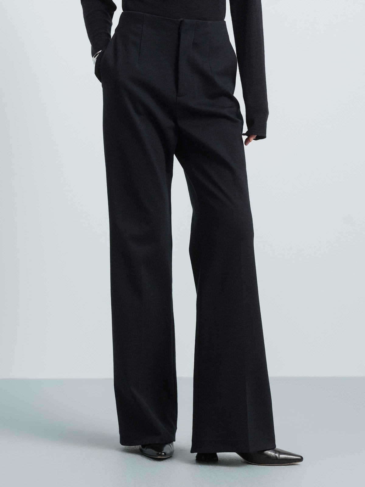 Continuous‑Waist Bootcut Trousers