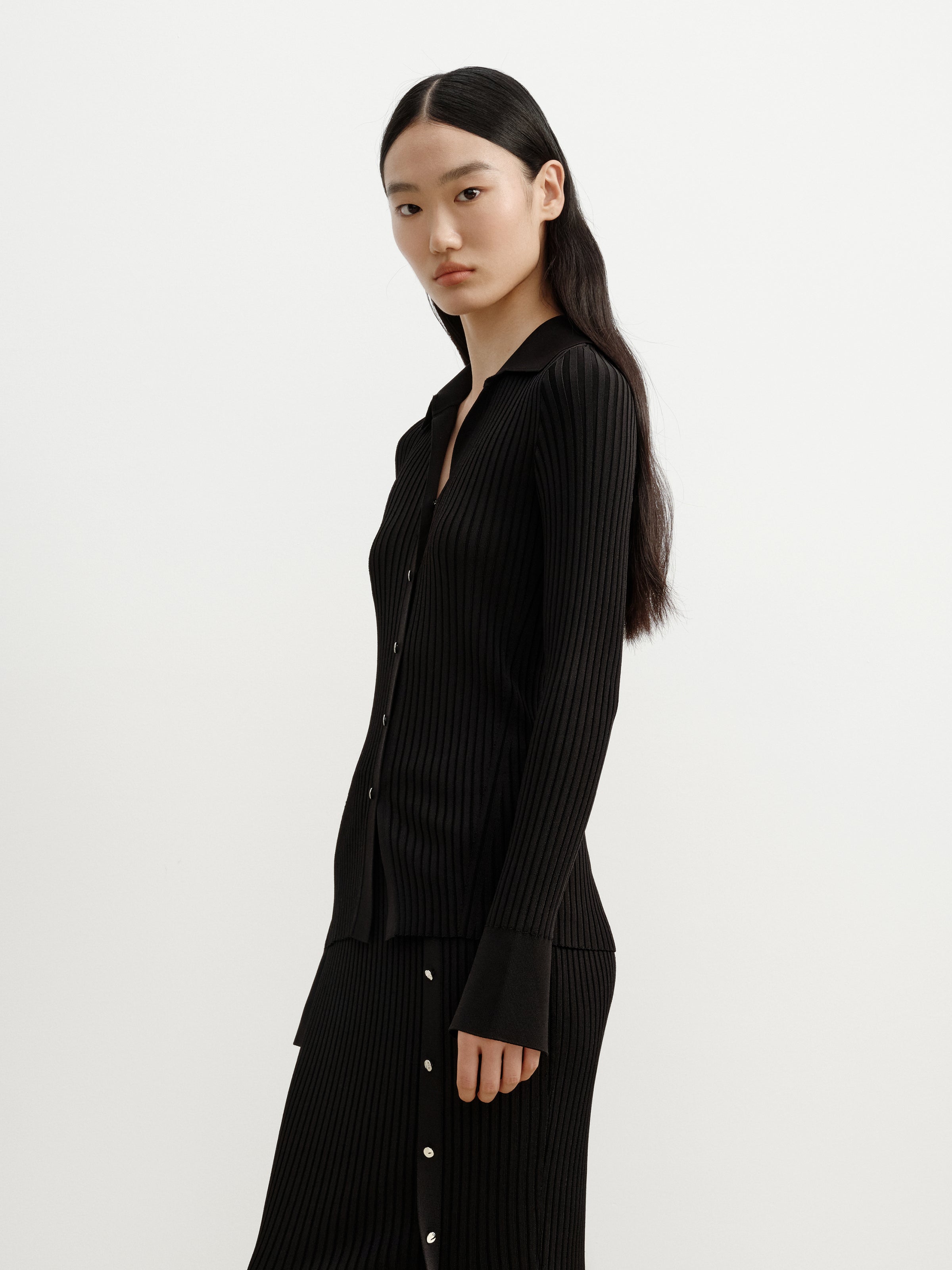 Black Viscose Blend Wide Rib Silver Snap Cardigan
