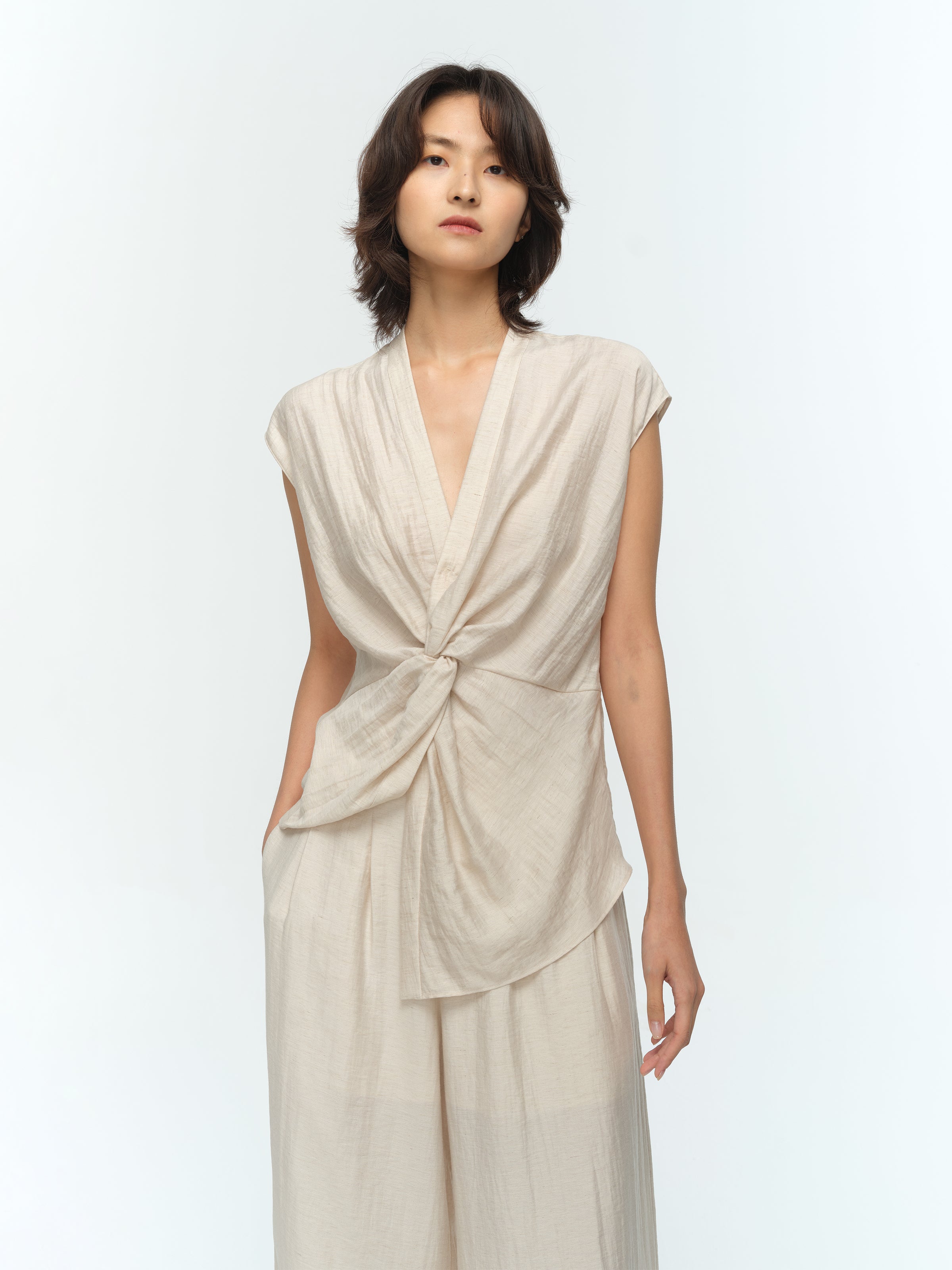 Cream White Linen V-Neck Knot Chest Asymmetric Top