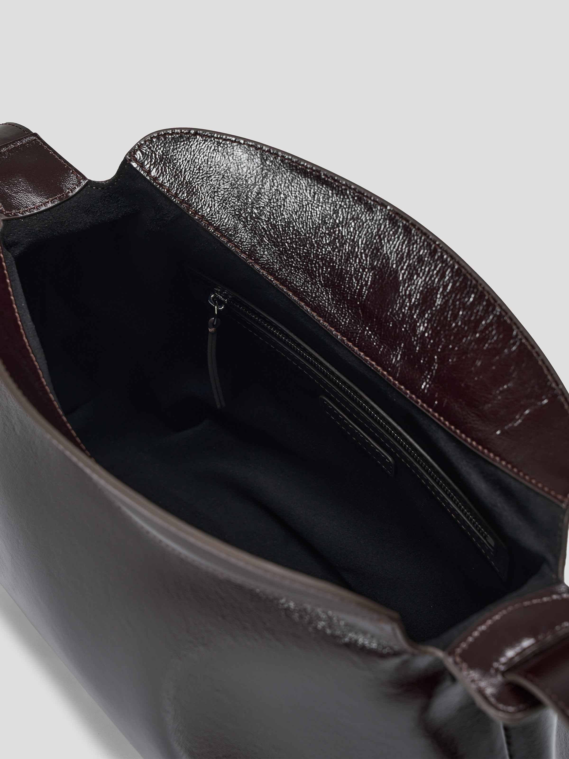 Galbe Shoulder Bag