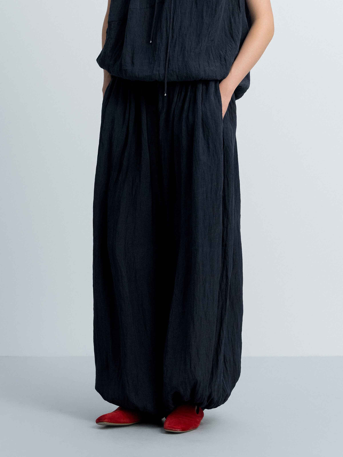Navy Blue Tencel Snow-Washed Lantern Cuff Jogger Pants