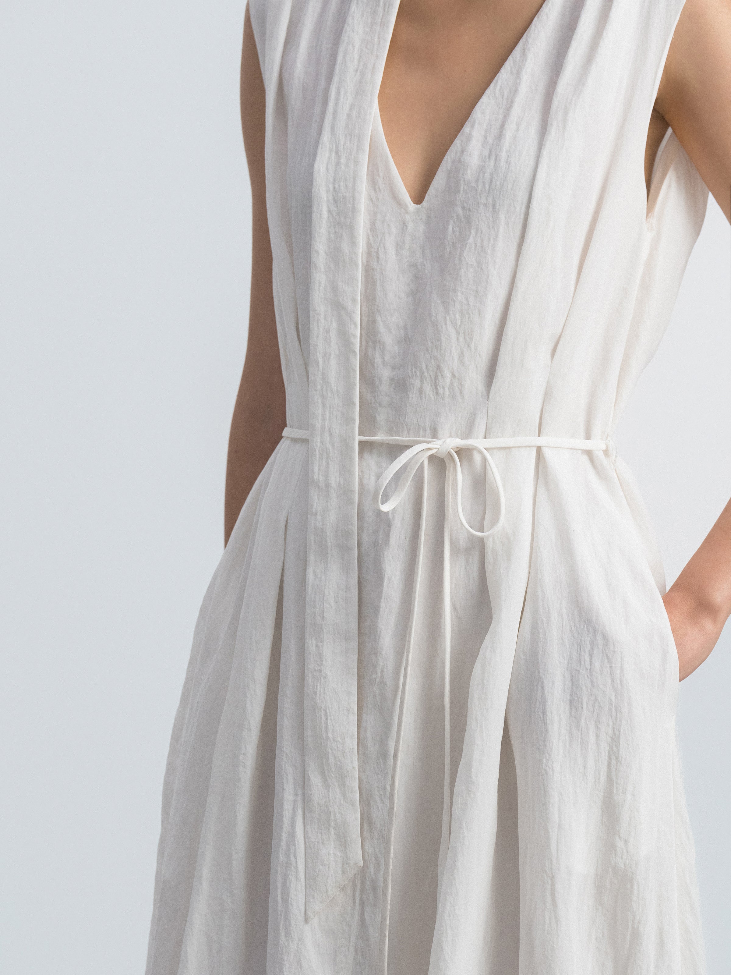 Off White Sleeveless Dress