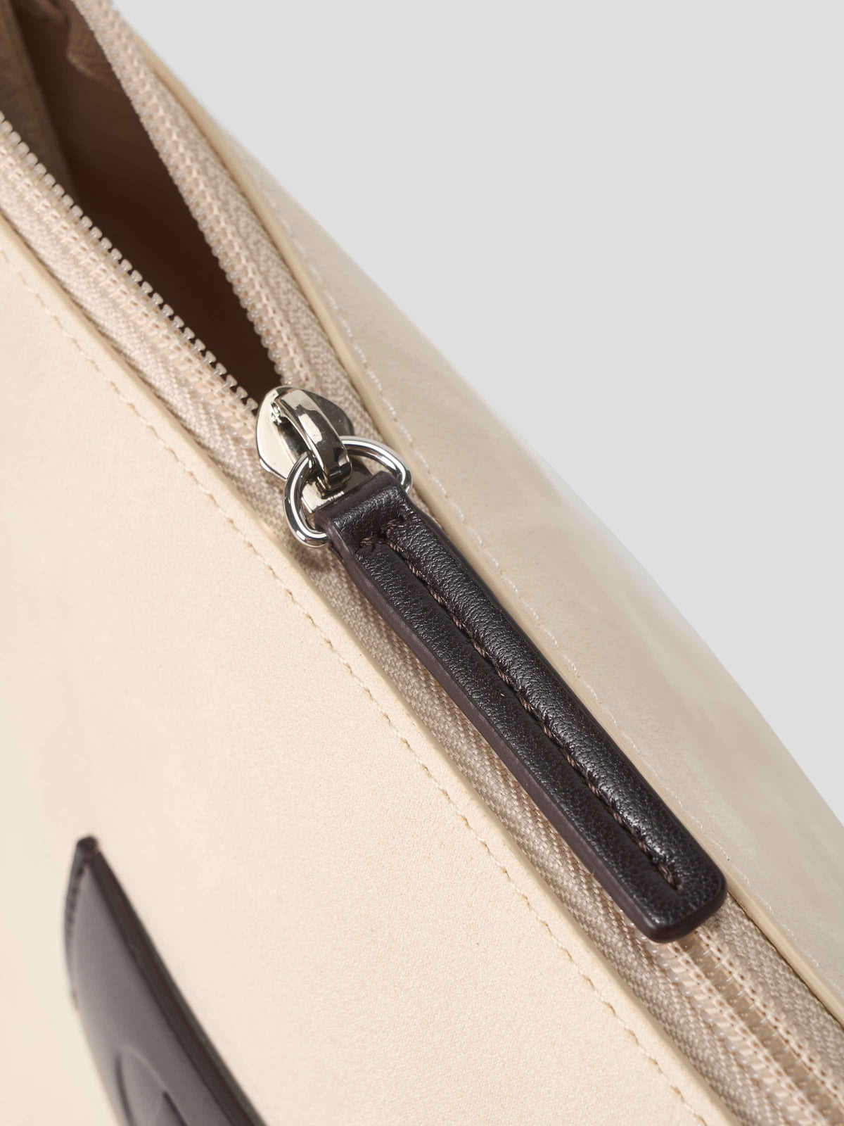 Medium Woven Strap Shoulder Bag