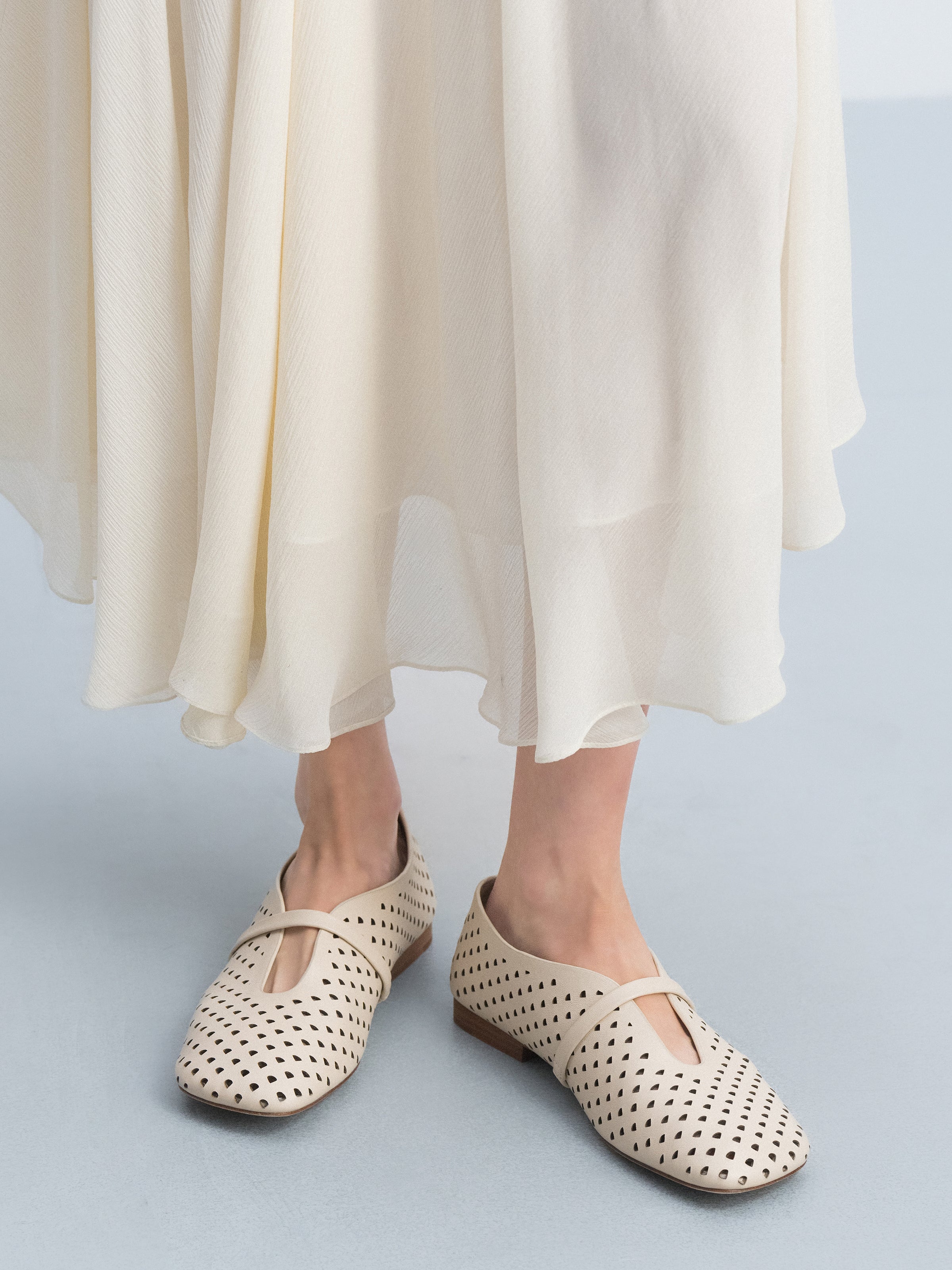 Cream White Cowhide Laser Perforation Square Toe Flat Shoes