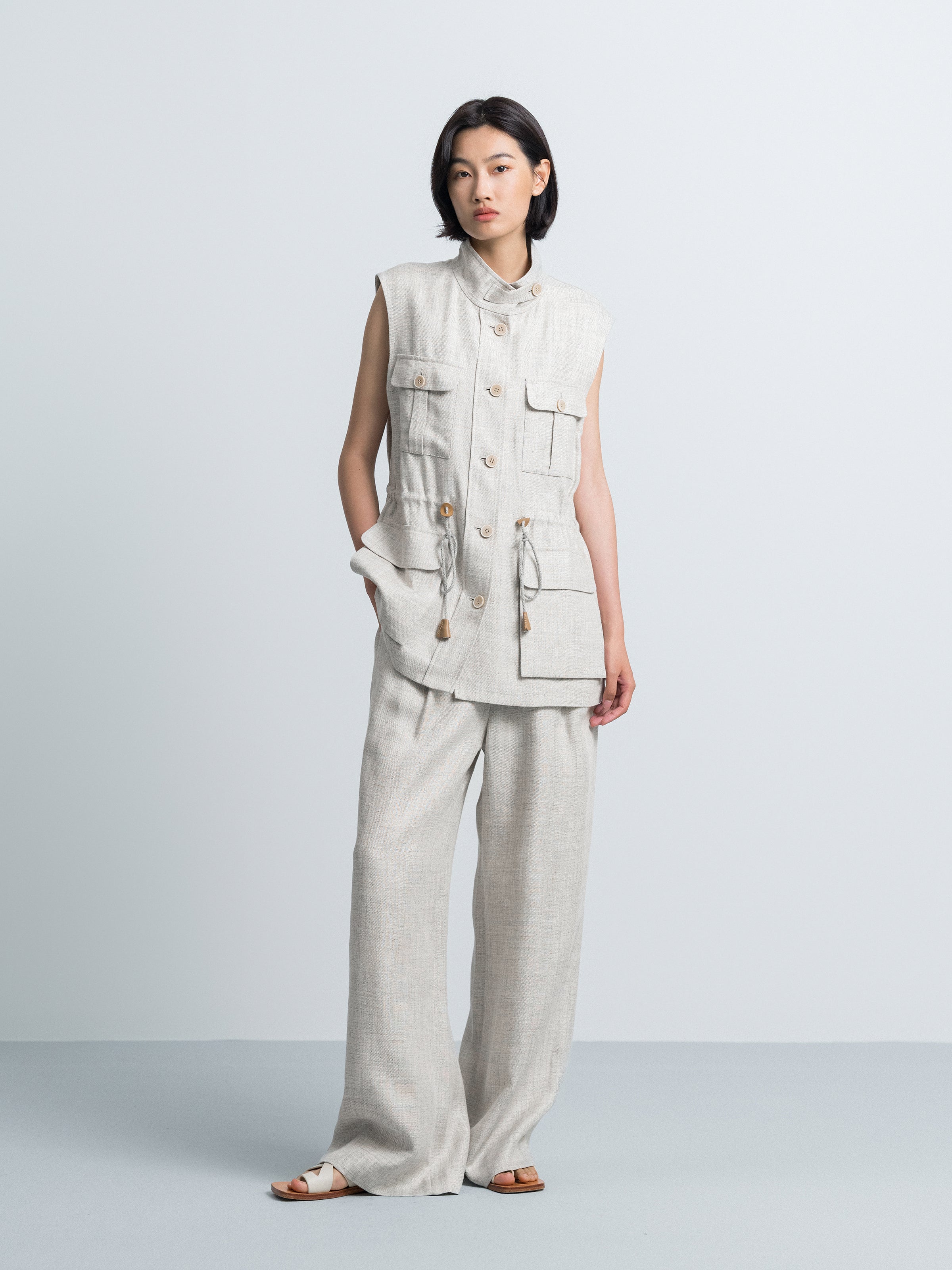 Gilet long en lin et viscose gris clair à col montant