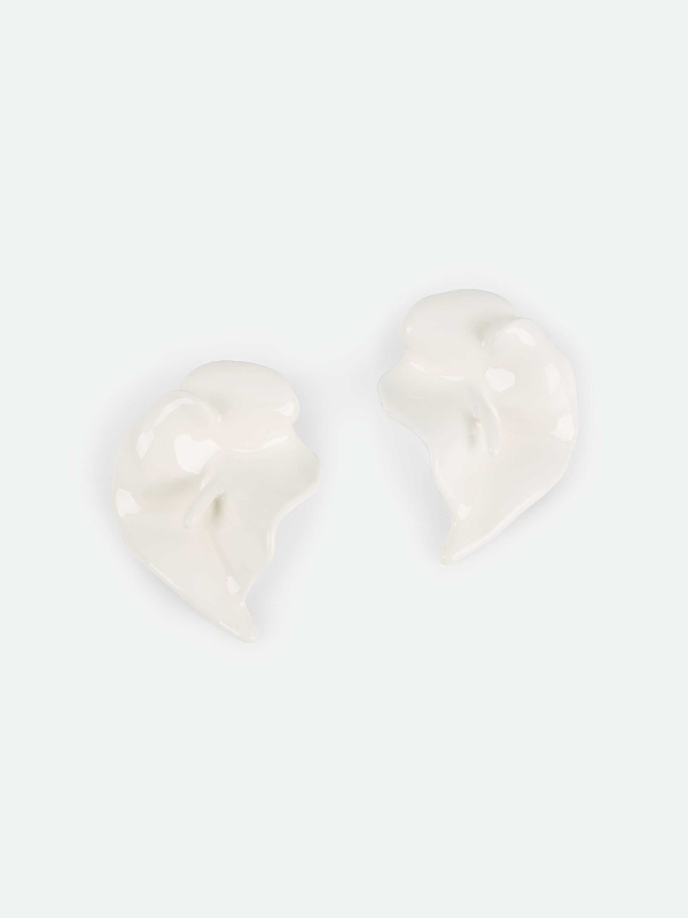 Off White Enamel 3D Pleated Design Stud Earrings