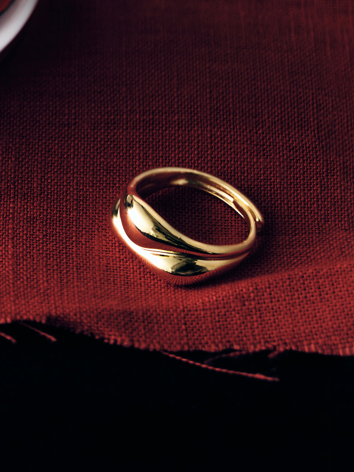 Organic‑Shape Ring