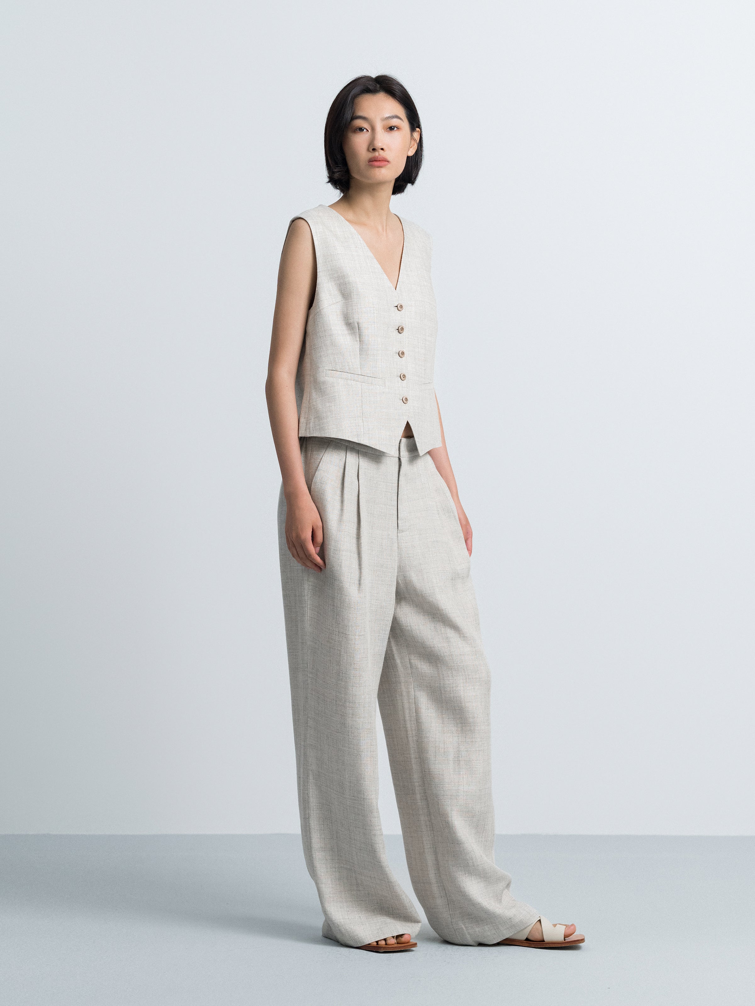 Pantalon large à double pli en lin et viscose gris clair