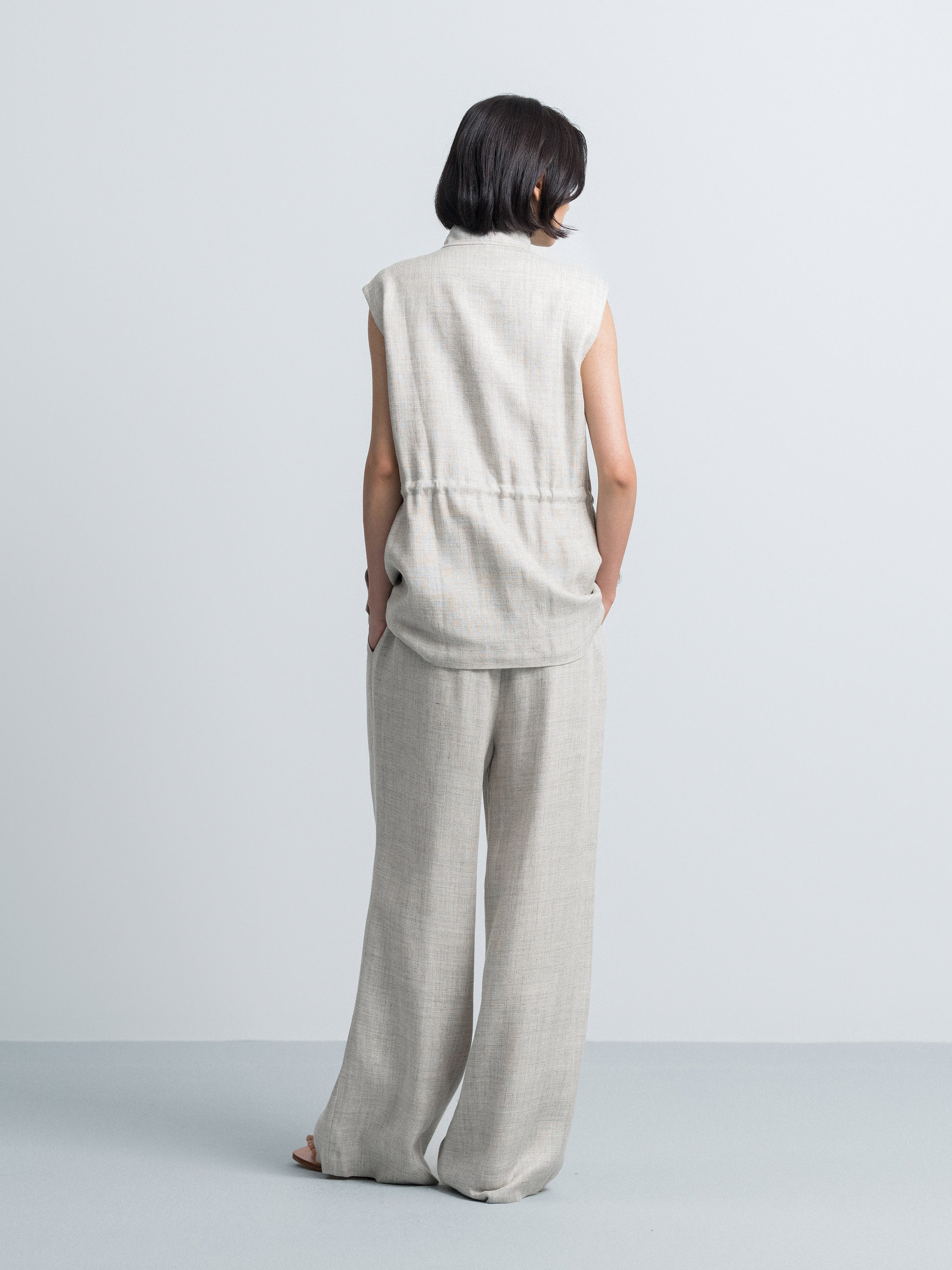 Gilet long en lin et viscose gris clair à col montant
