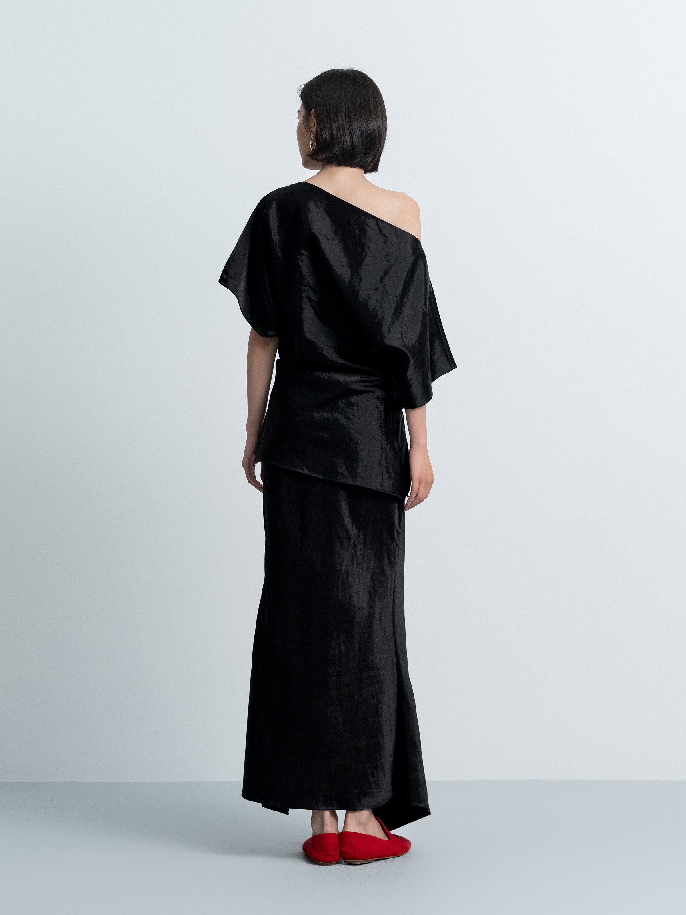 Asymmetric One-Shoulder Top