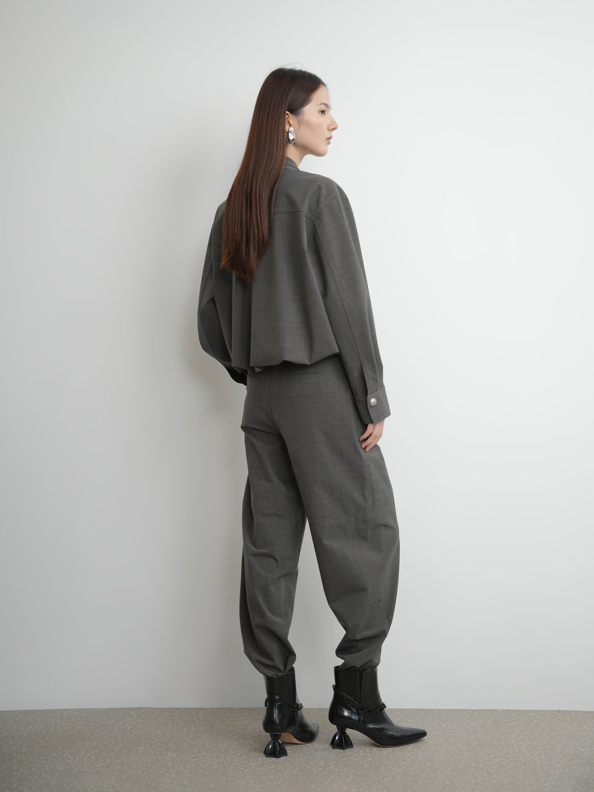 Paneled Curved Blade Trousers