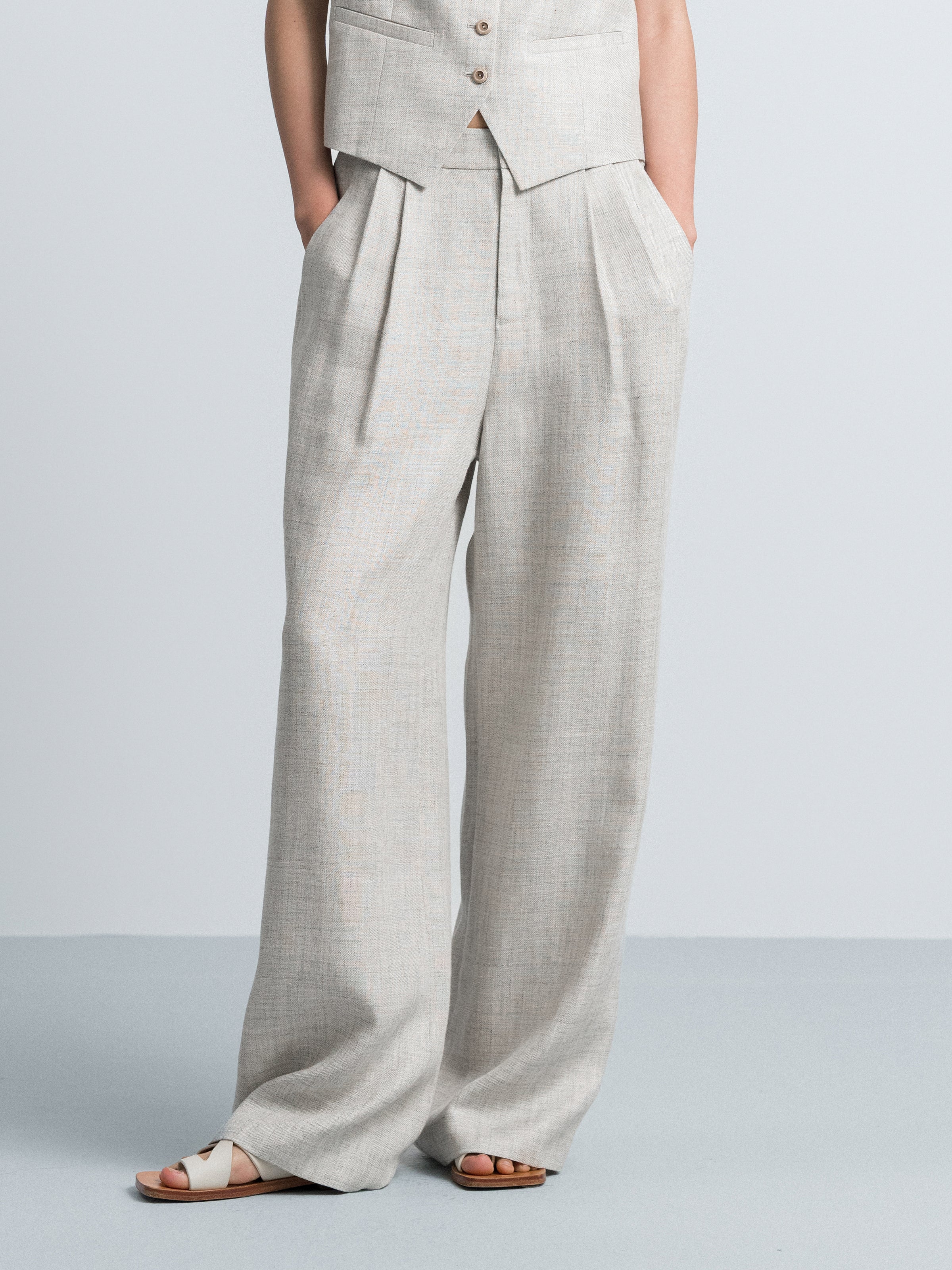 Pantalon large à double pli en lin et viscose gris clair
