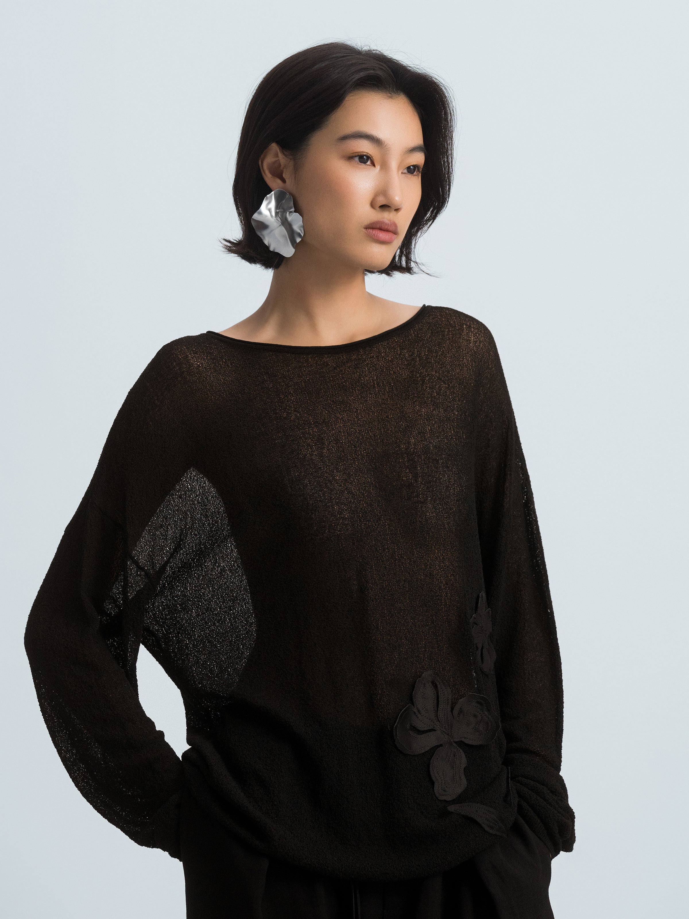Black Italian Viscose Boat Neck Floral Knit Pullover