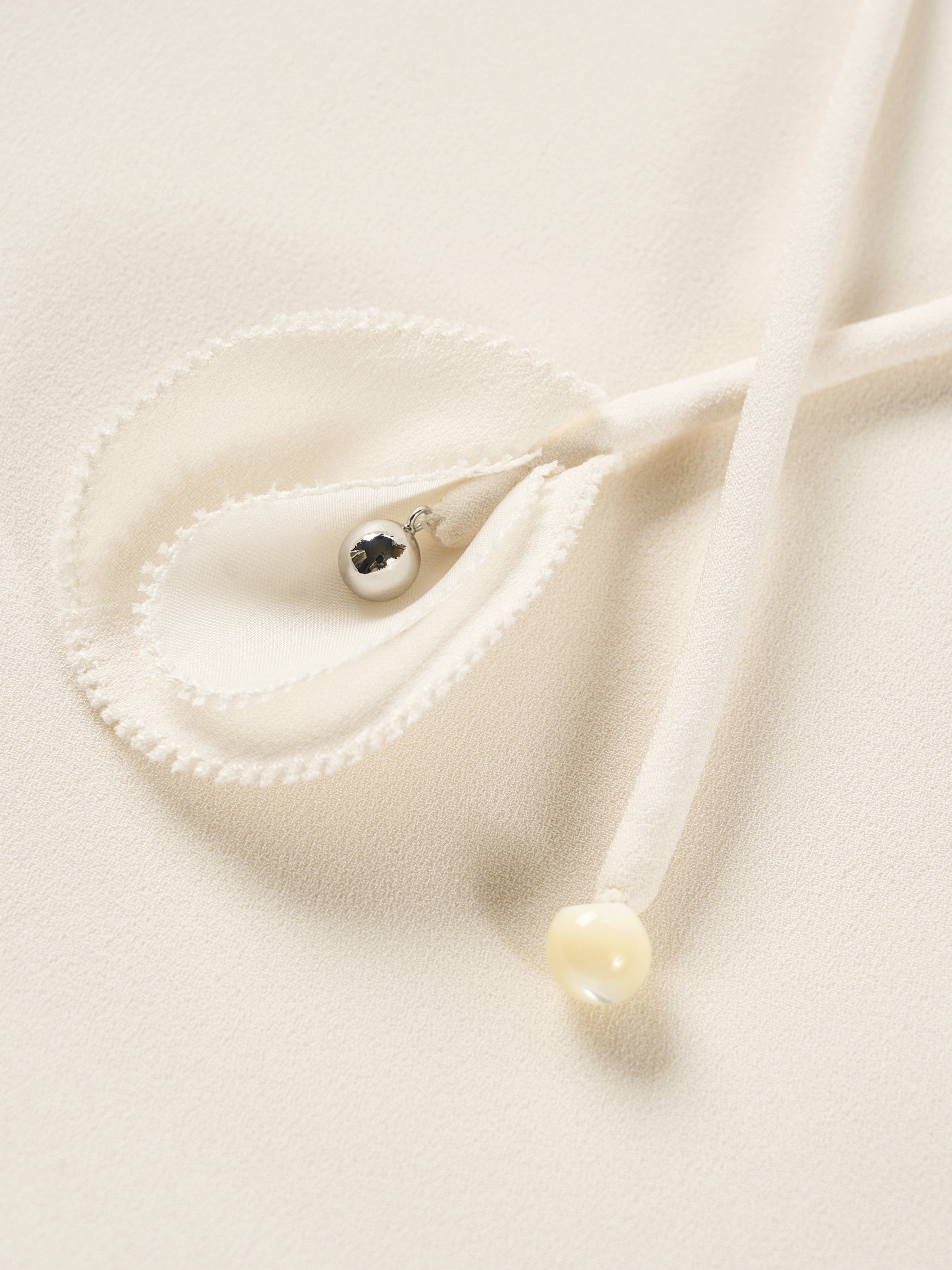 Cream White Triacetate Petal Pendant Straight Midi Vest