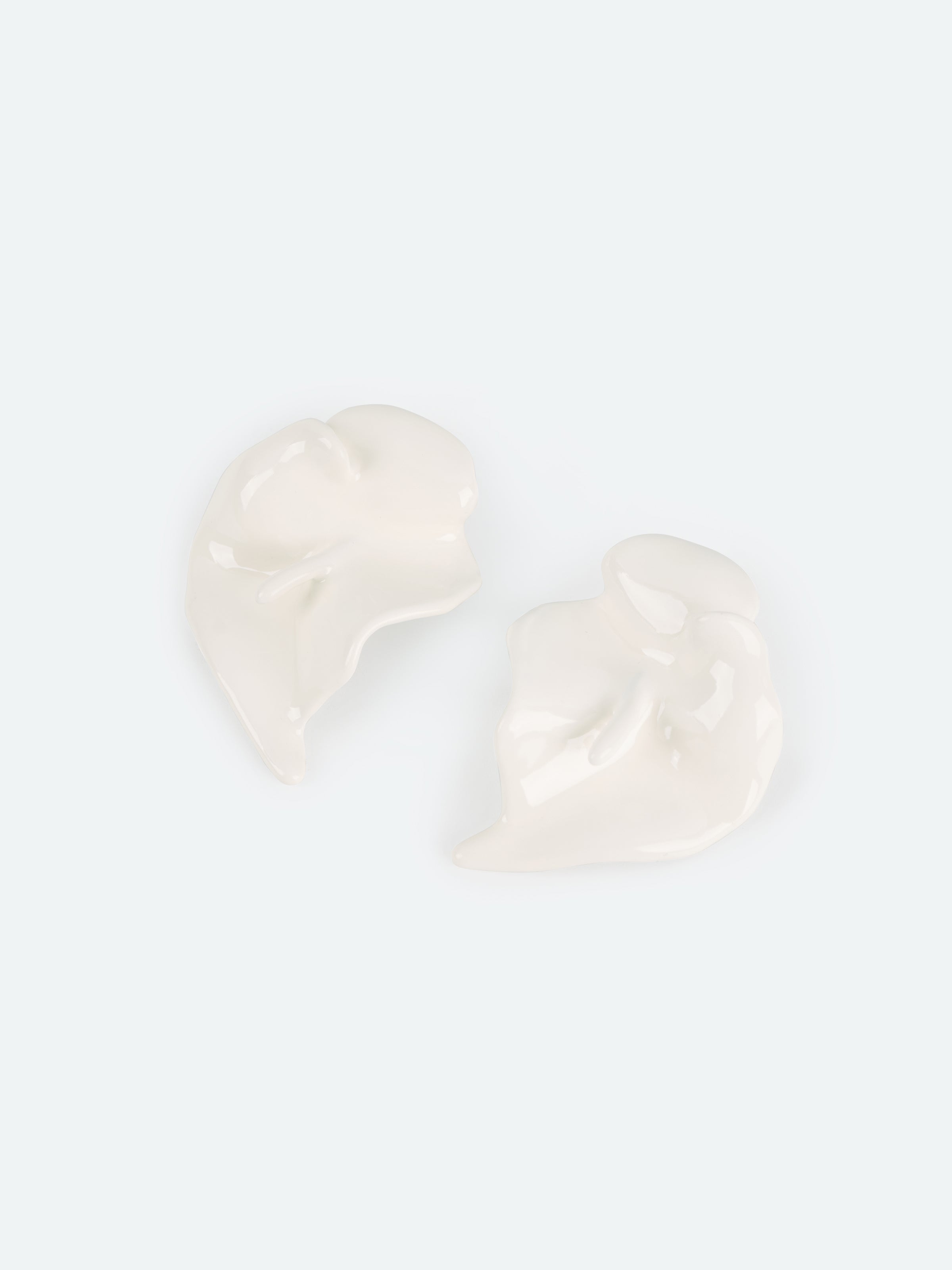 Off White Enamel 3D Pleated Design Stud Earrings