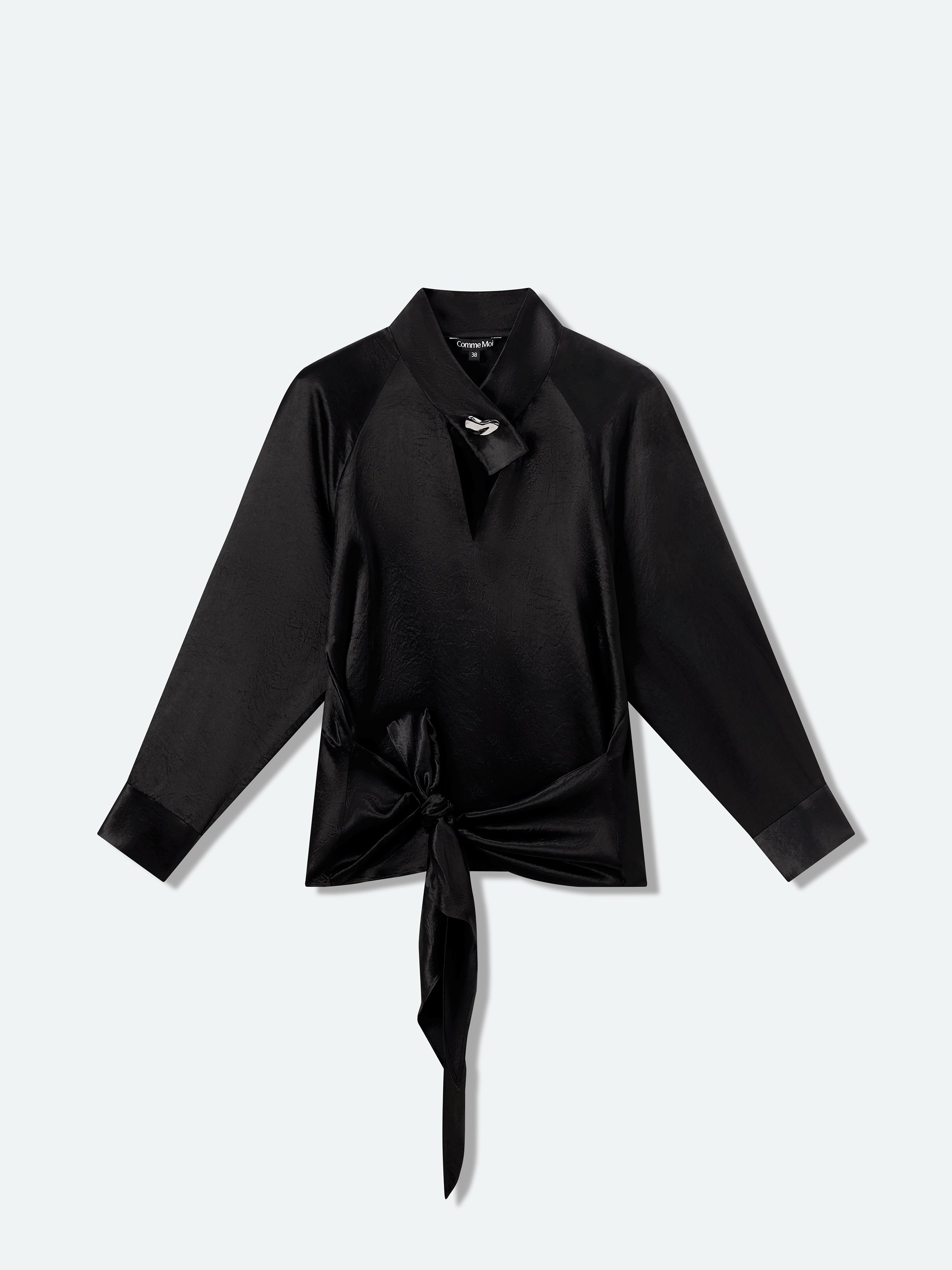 Layered Fitted Waist Turtleneck Top